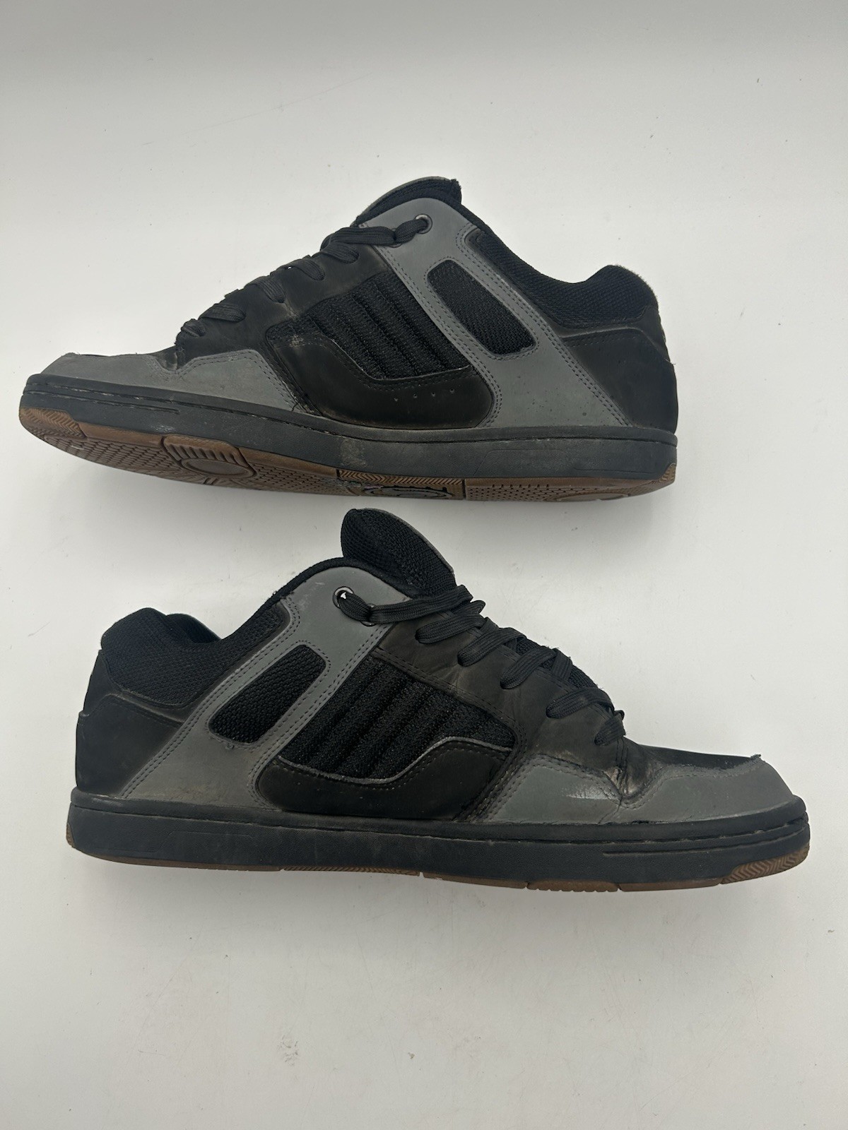 Men’s Size 12 – DVS Celsius Skate Boarding Shoes Black Y2K