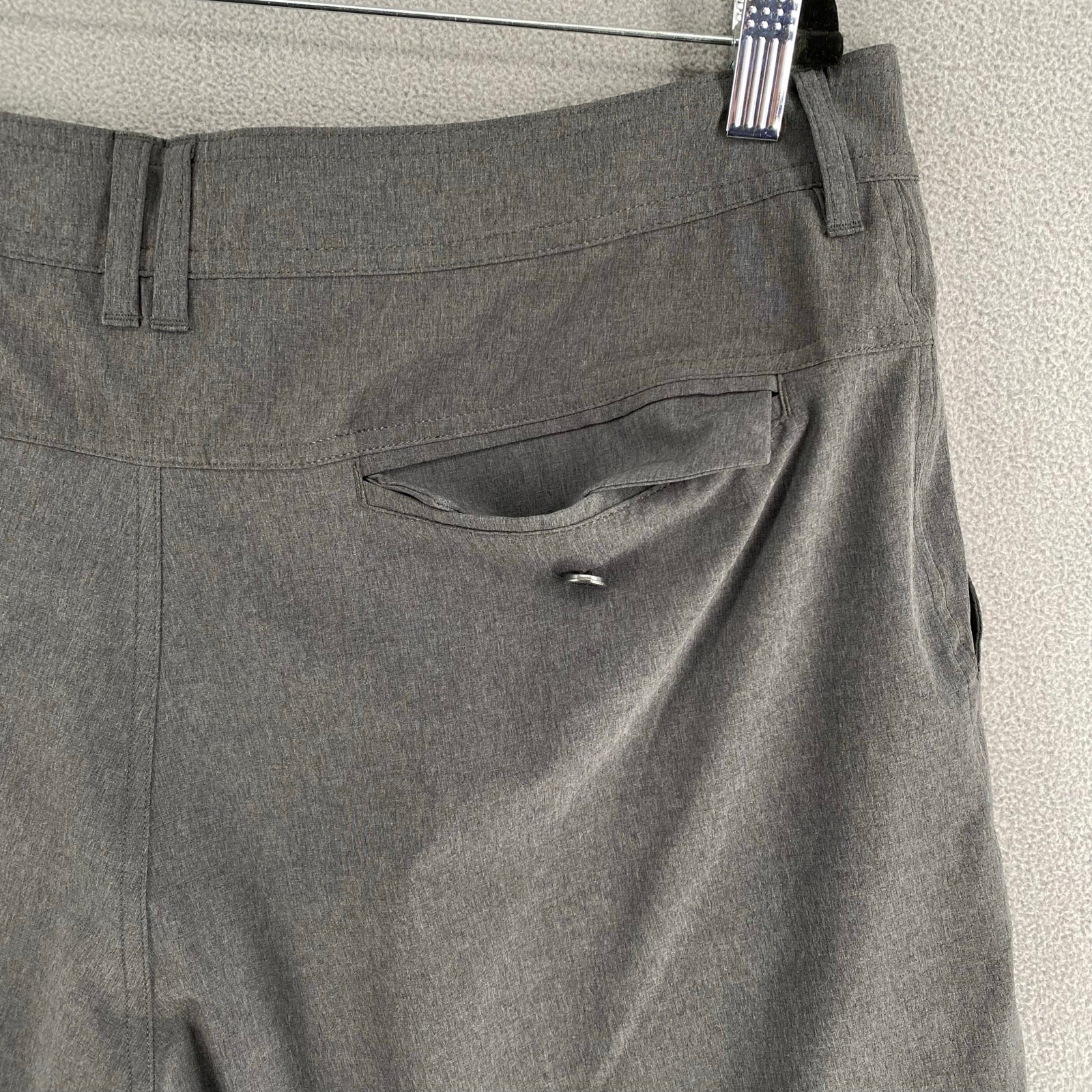 Reebok Hybrid Training Shorts Mens 36 Gray Speedwick Swim Outdoor Hiking Golf