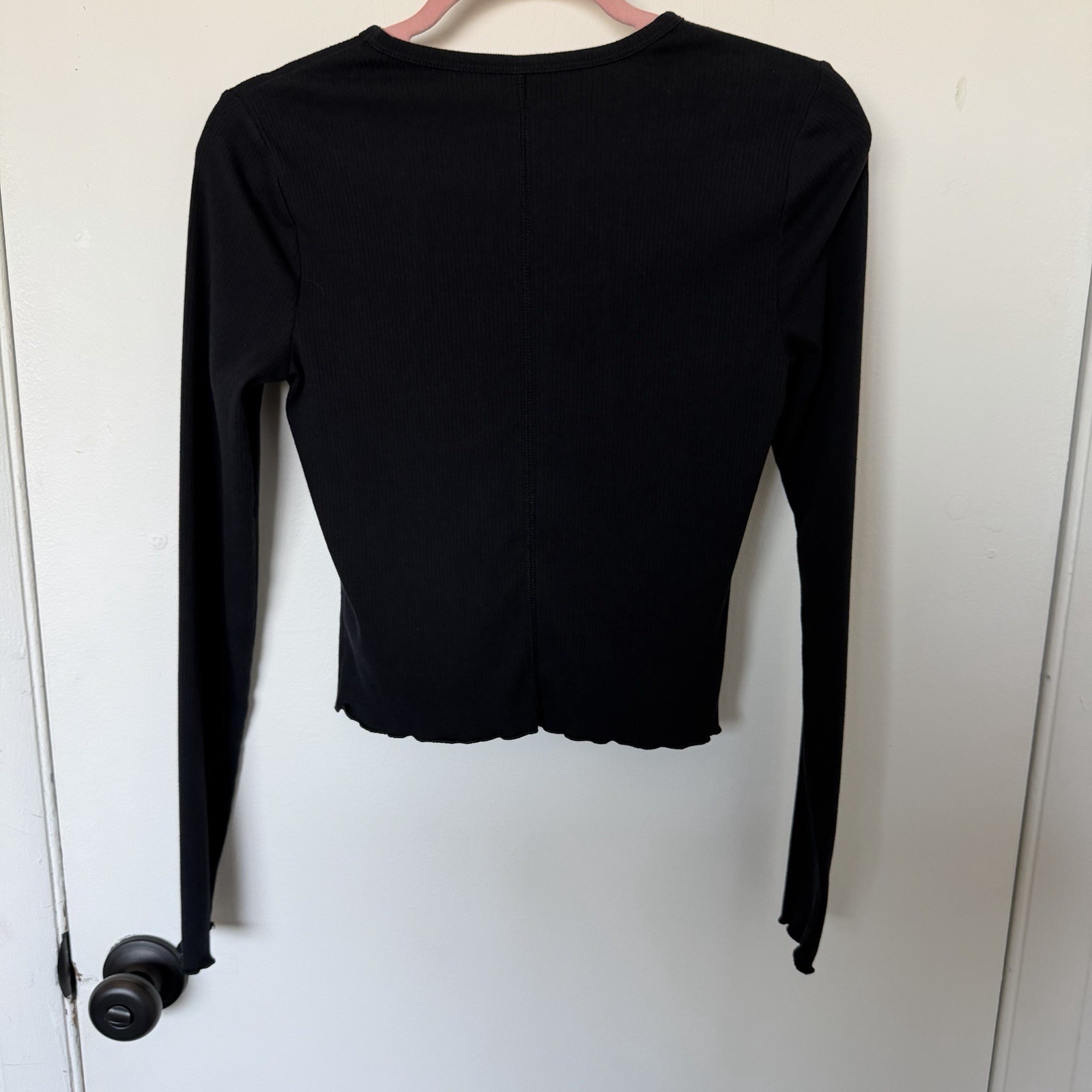 Arizona Jean Company Black Ribbed Long-Sleeve Crop Top