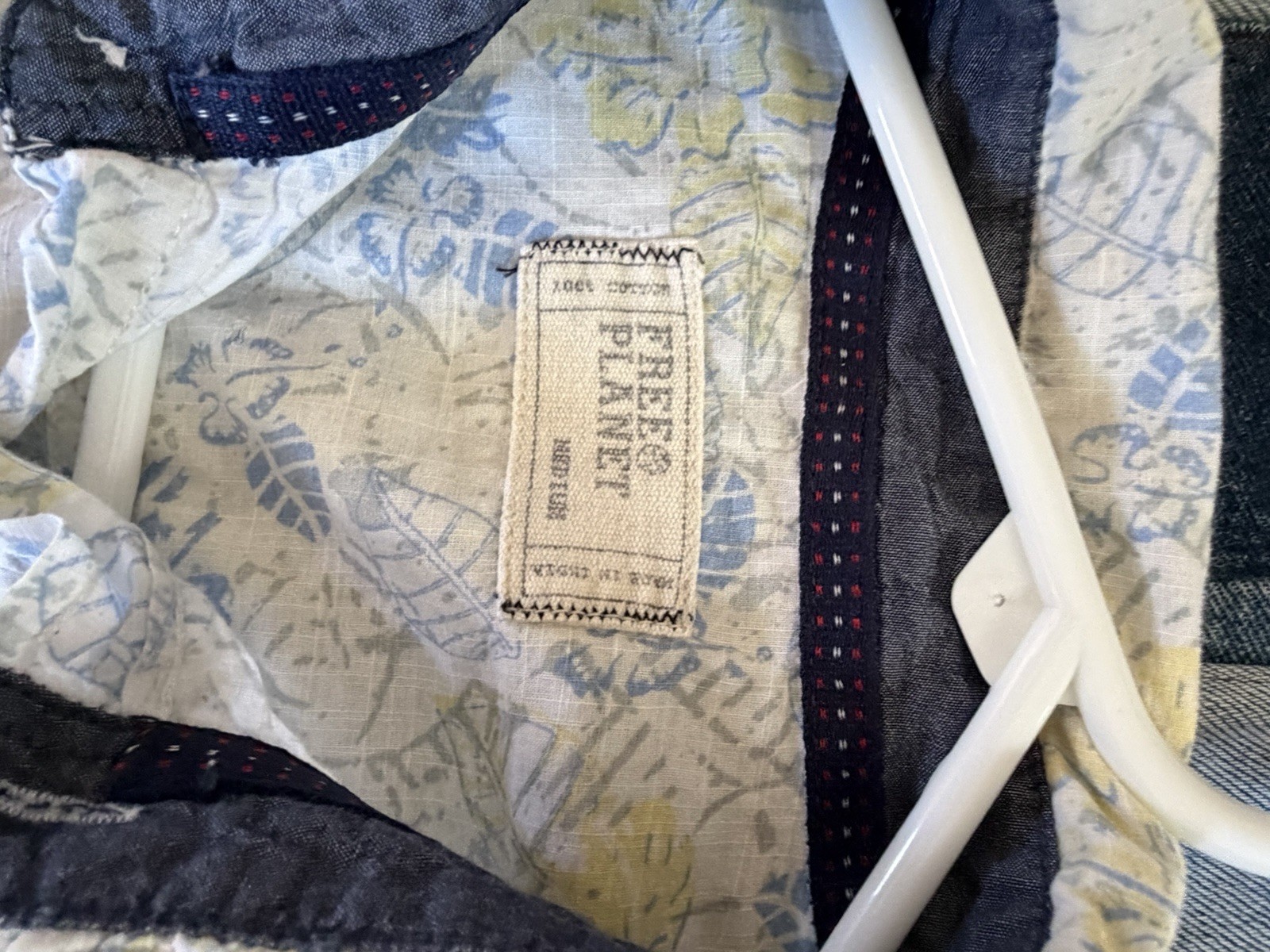 Free People men’s S Cotton Woven White/Blue Floral