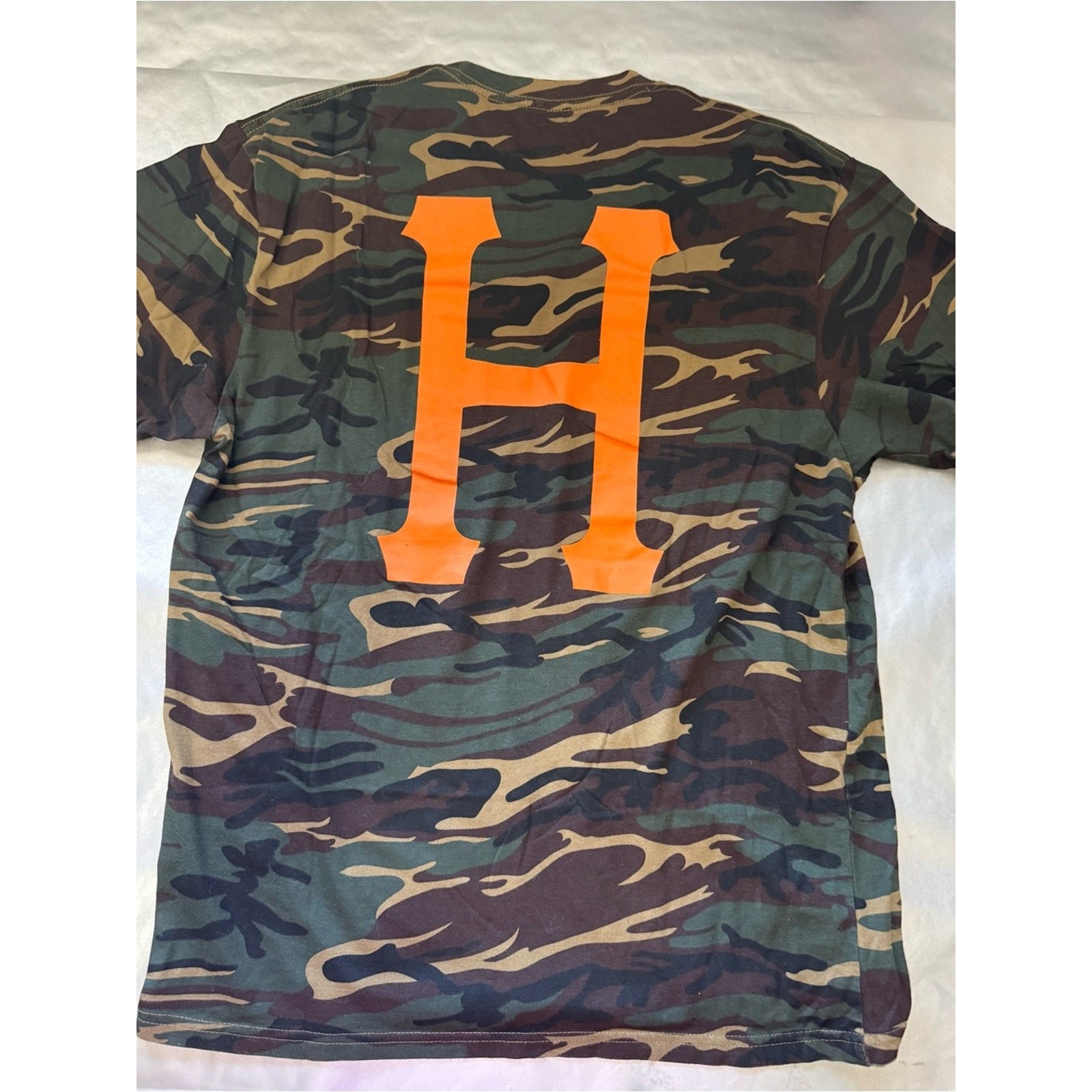 HUF Camo Logo T-Shirt Large Orange Logo Skate Streetwear 100% Cotton