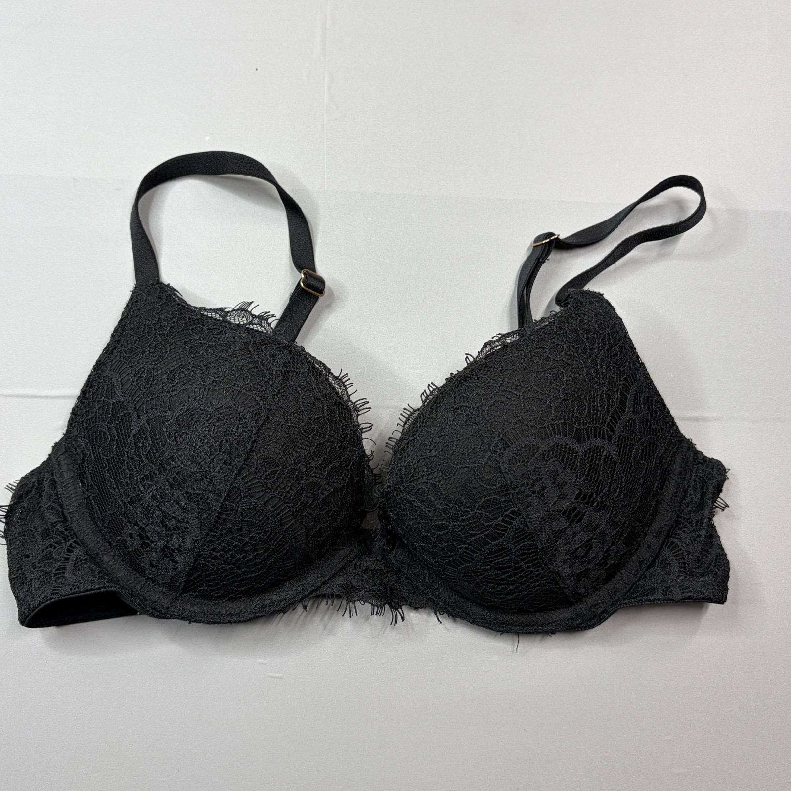 Victoria Secret Bra 32B Push Up Black Lace Padded Underwire Adjustable