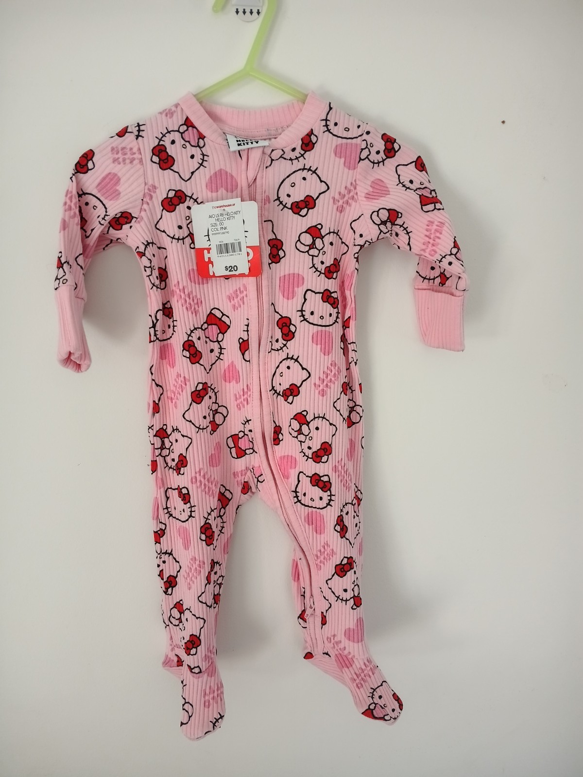 Hello Kitty Bodysuit Baby SIZE 3-6 Months
