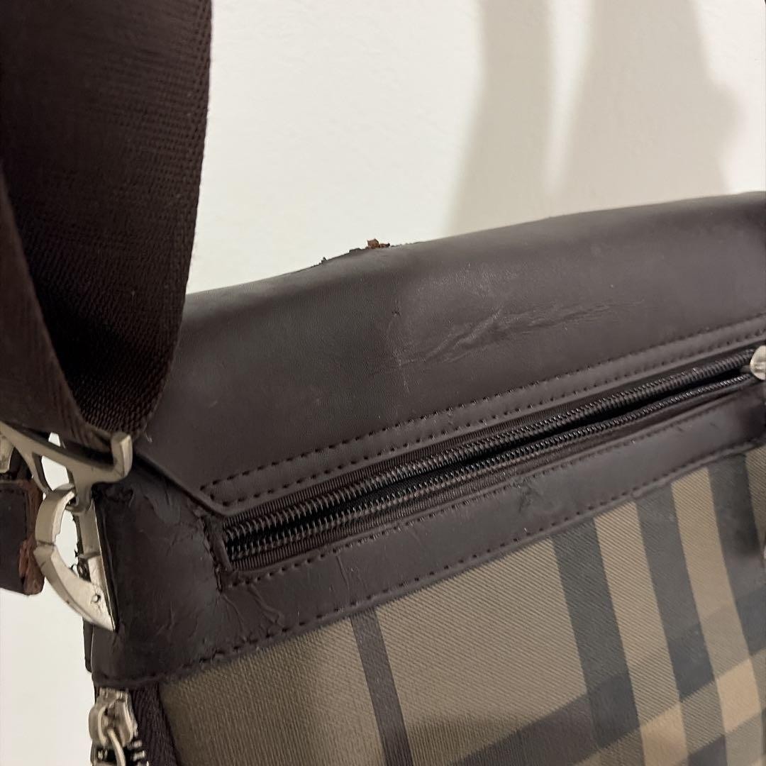 Authentic Burberry Brown Leather Shoulder Bag, Damaged, 12.6in Width