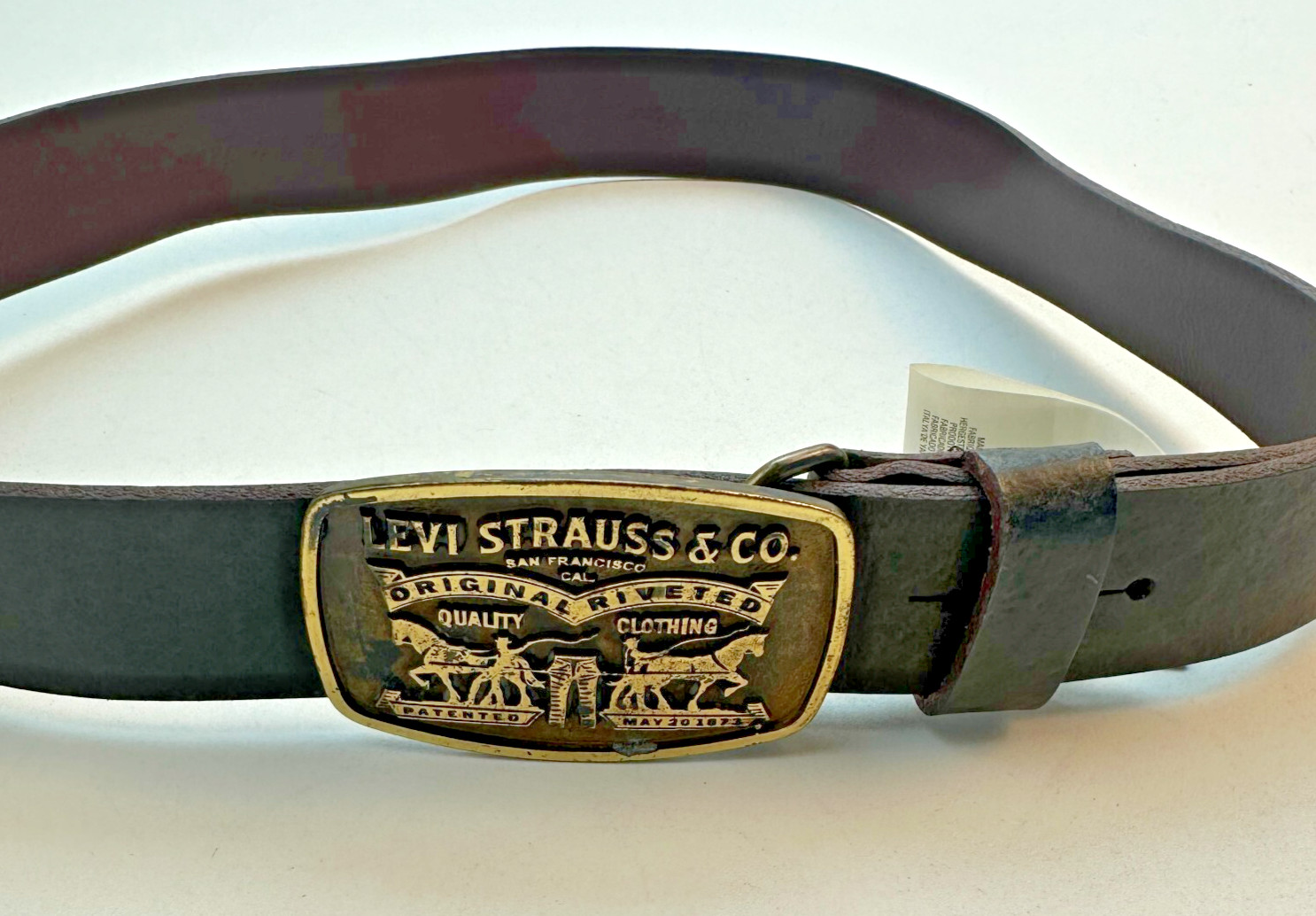 Levi’s Made in Italy Belt Men’s Sizes W32- 36 100% Leather Dark Brown New