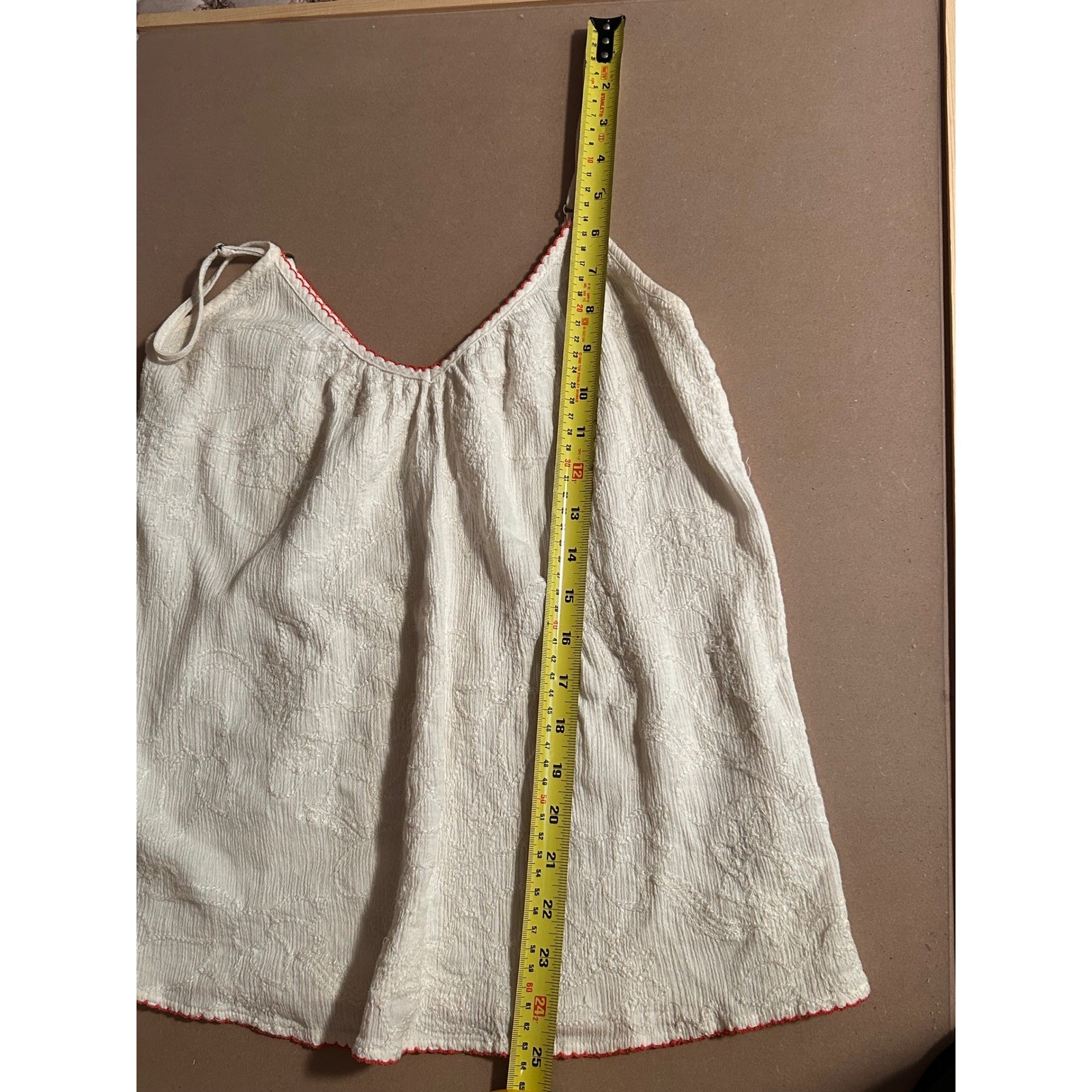 Billabong White Embroidered 100% Cotton Camisole Red Trim Boho Tank Top Medium