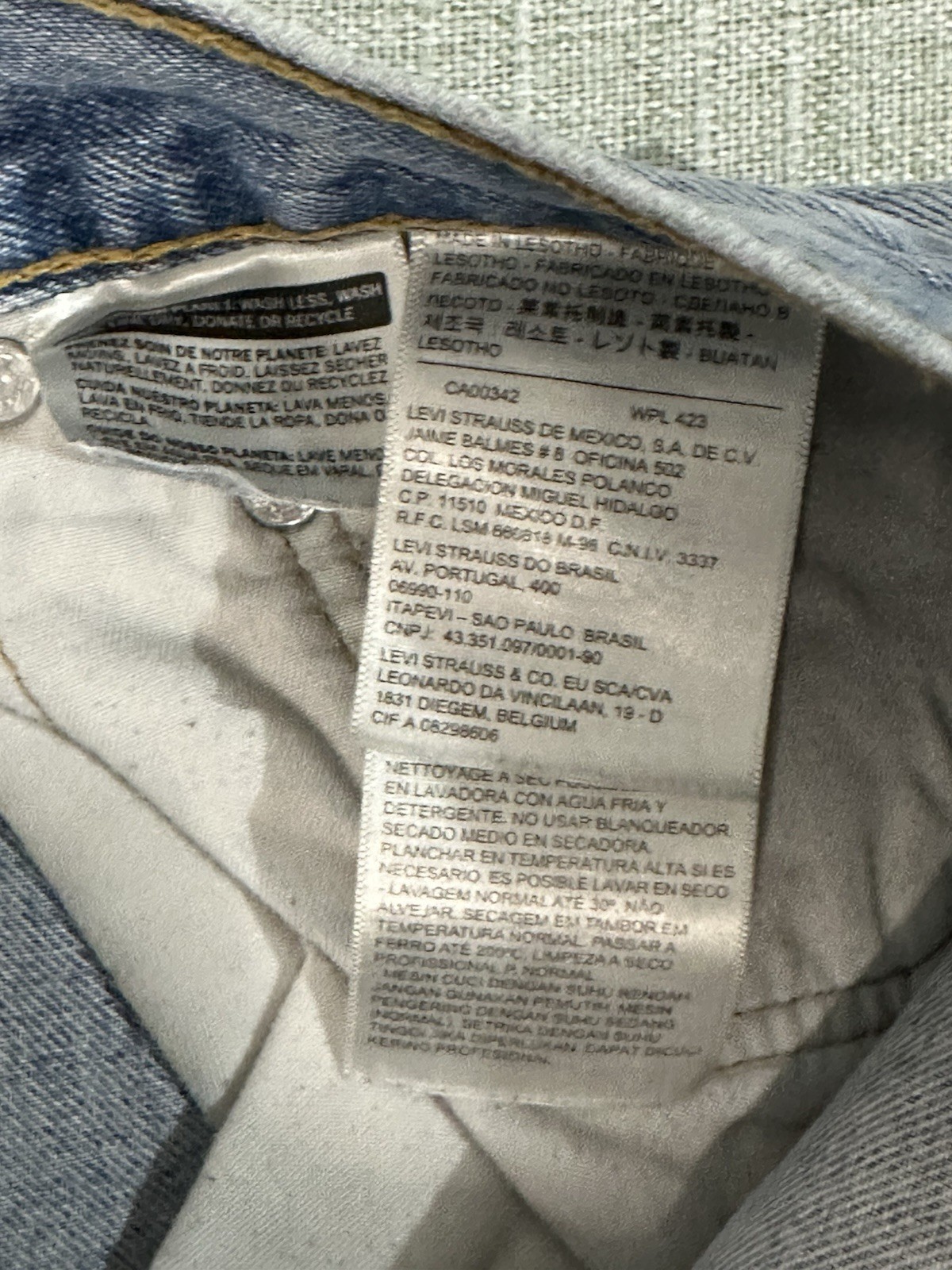 Levi’s 550 Relaxed Fit Medium Blue 100% Cotton Denim Jeans Men’s 36X30