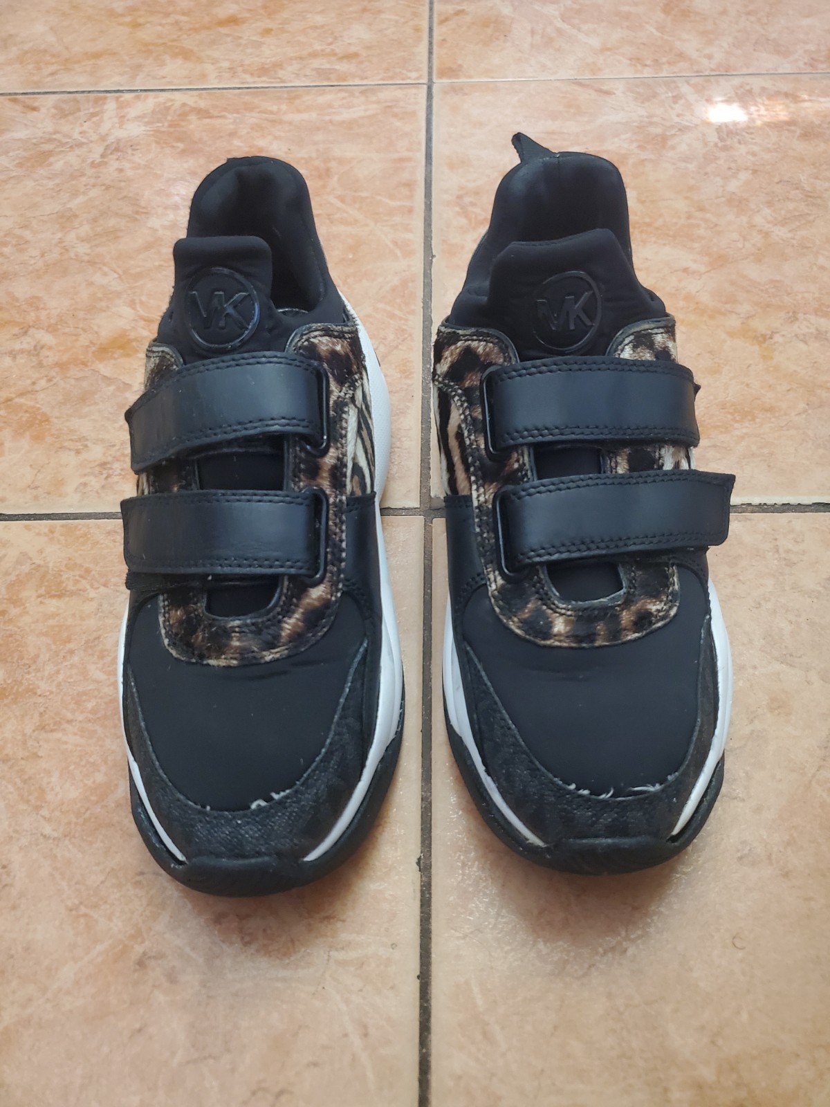 MICHAEL Michael Kors Black Animal Print Hook & Loop Low Top Sneakers