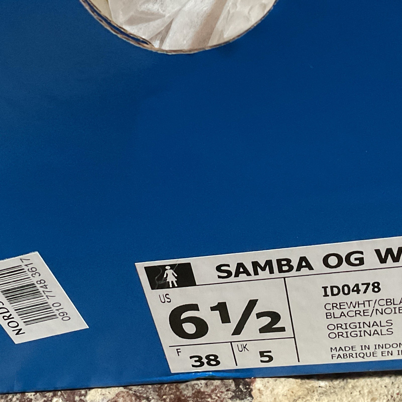 adidas Samba OG Women’s Cream/Black Gum Low Top Sneakers ID0478