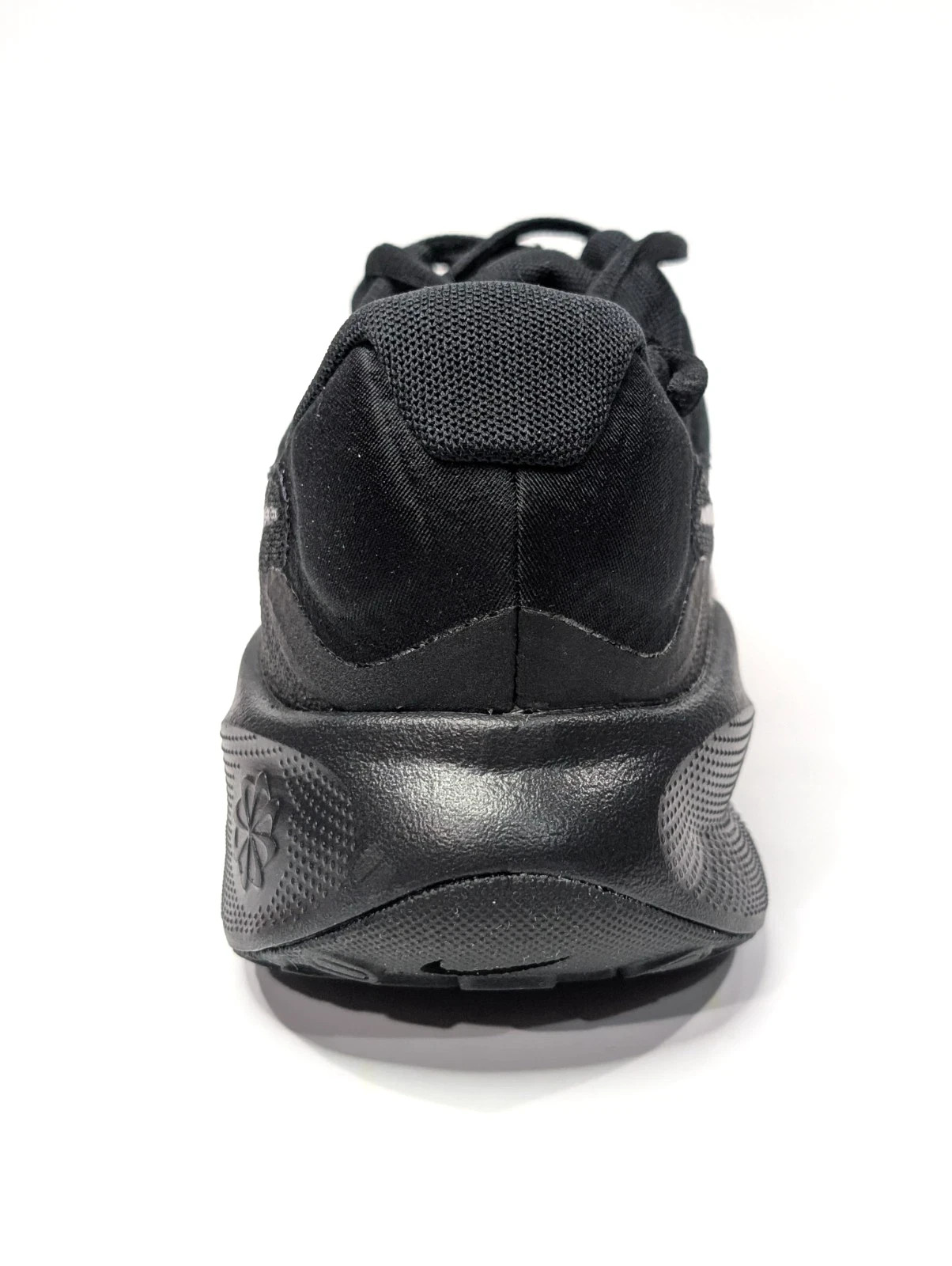 Nike Revolution 7 Black/Off Noir Men’s Running Shoes-Asst Sizes NB EXTRA WIDE 4E
