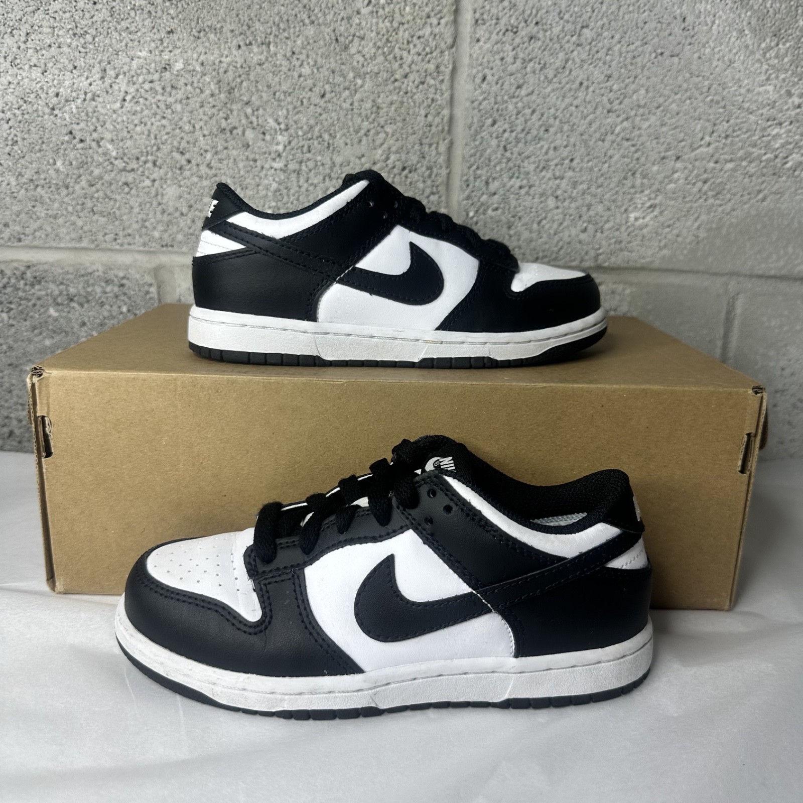 Nike Dunk Low PS YOUTH Sz 1 DC9564-001