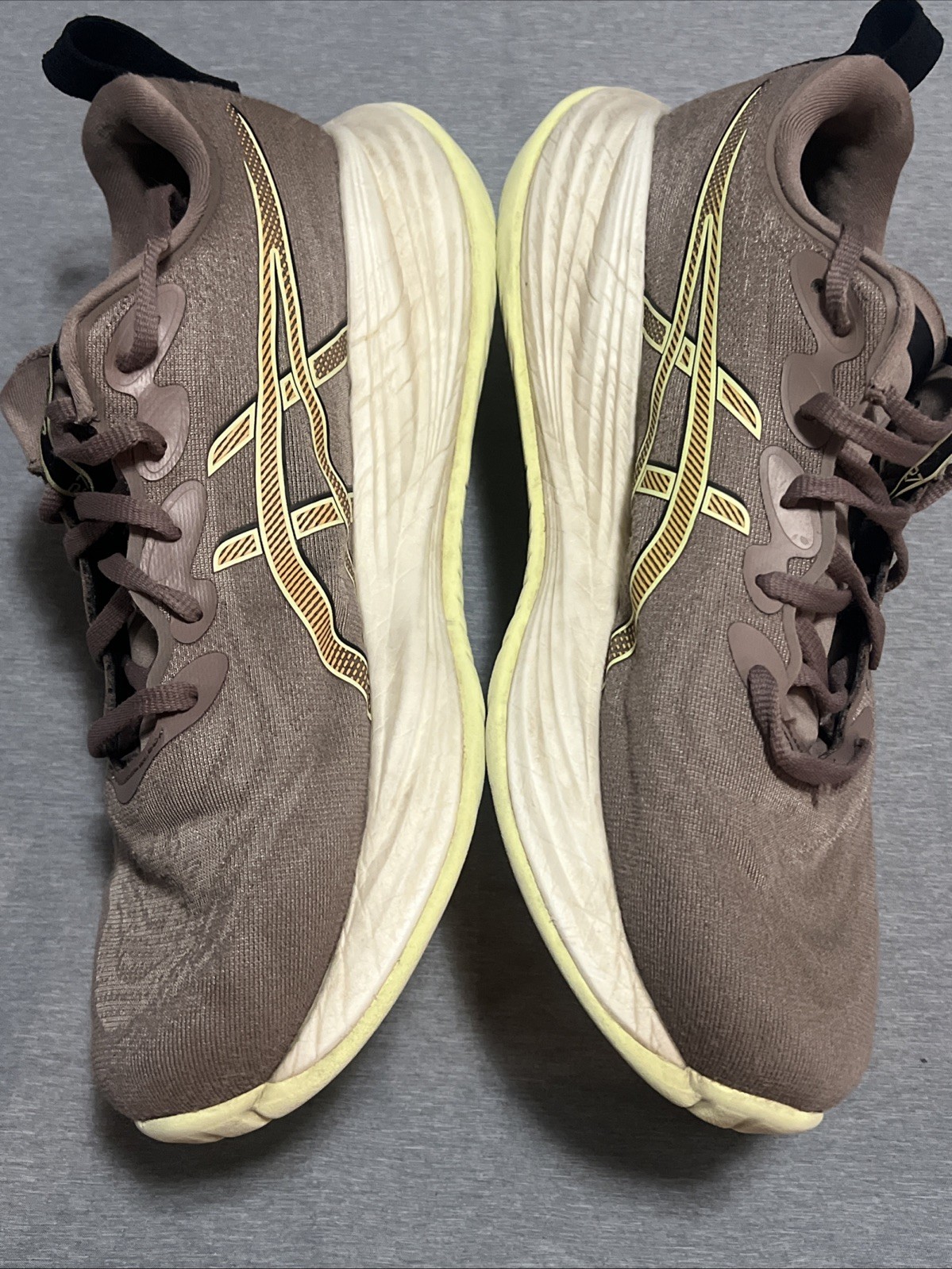 Asics Gel Cumulus 27 Men’s Running Shoes US10 Free Shipping