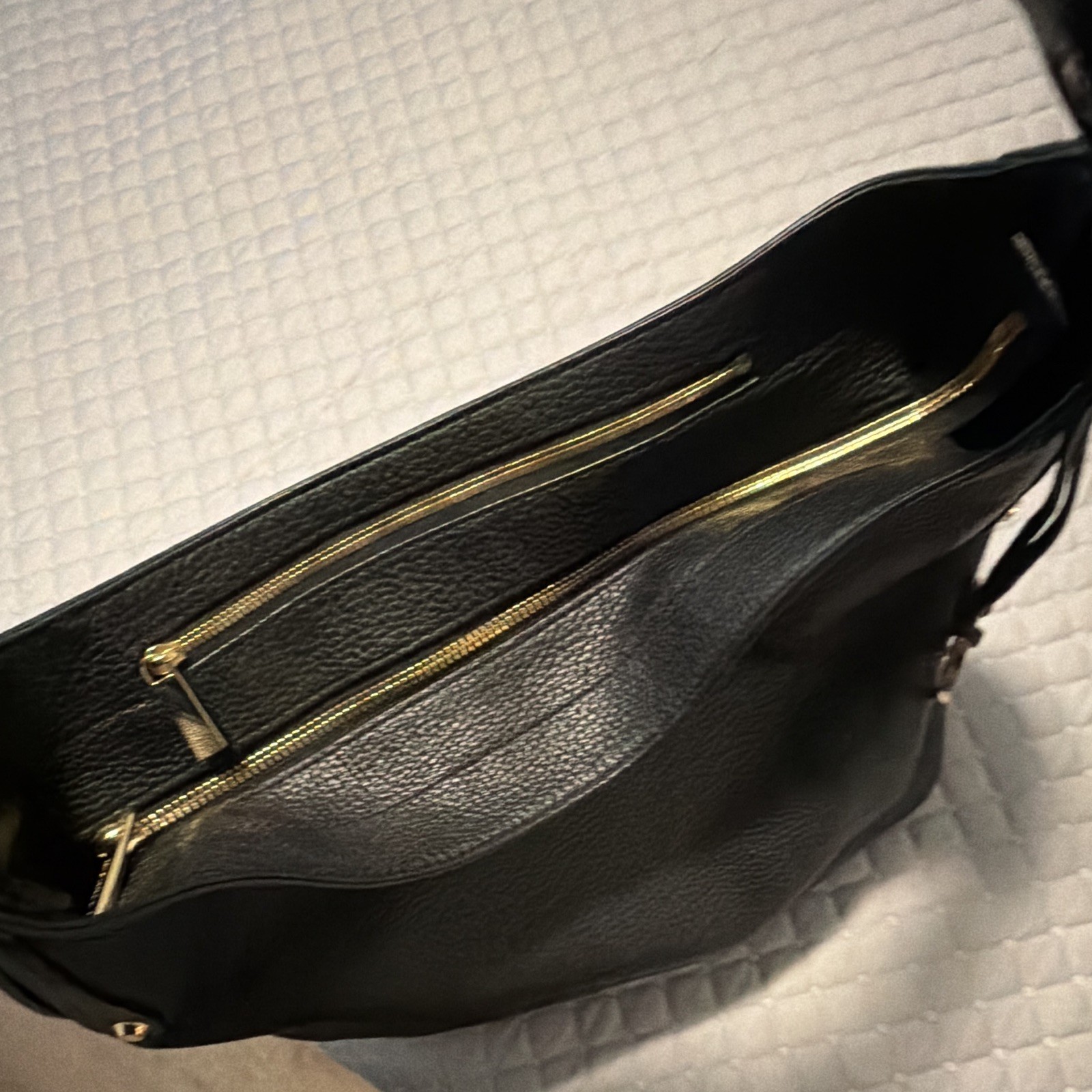 Michael Kors Medium Black Pebbled Shoulder Bag Gold Hardware Zip MK Charm