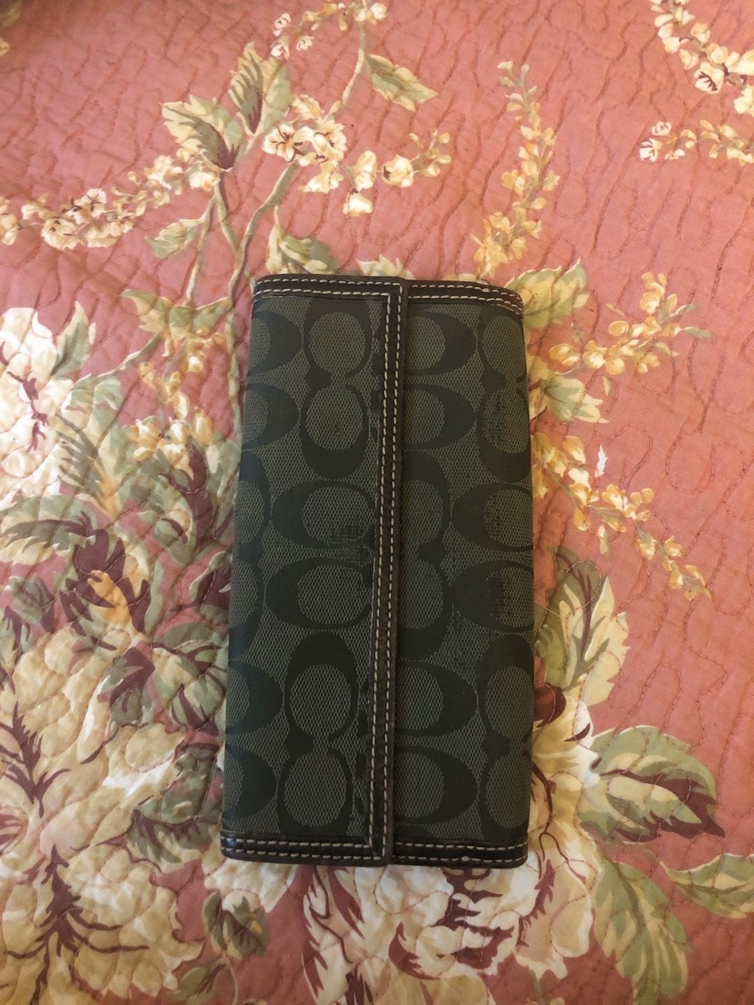 Coach Signature C Logo Turnlock Long Wallet