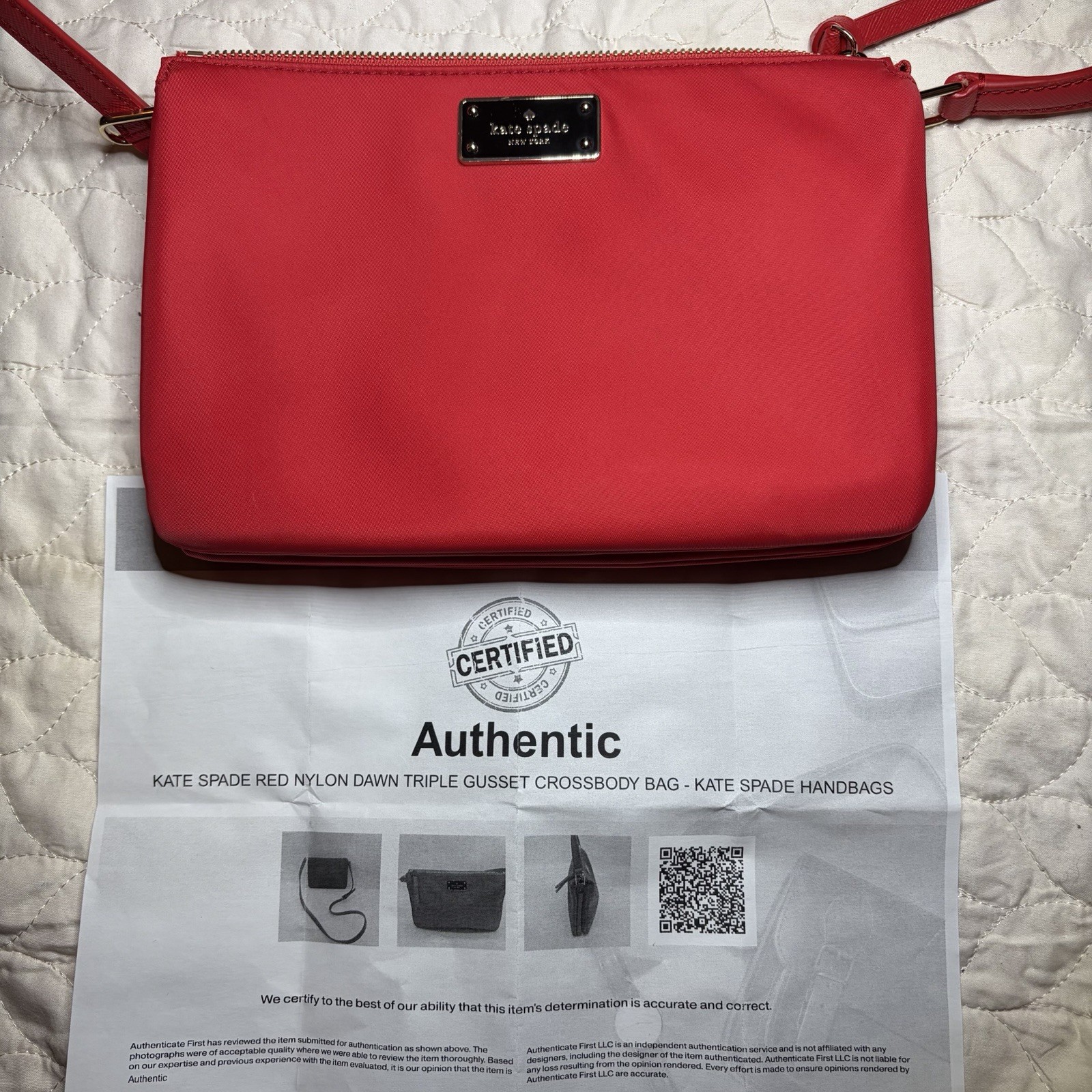 kate spade new york Women’s Red Small Crossbody Zip Bag, Detachable Strap