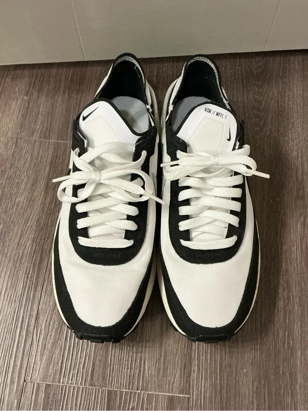 Nike Waffle One SE Split Panda – Women’s 9.5/Men’s 7.5 – Great Condition