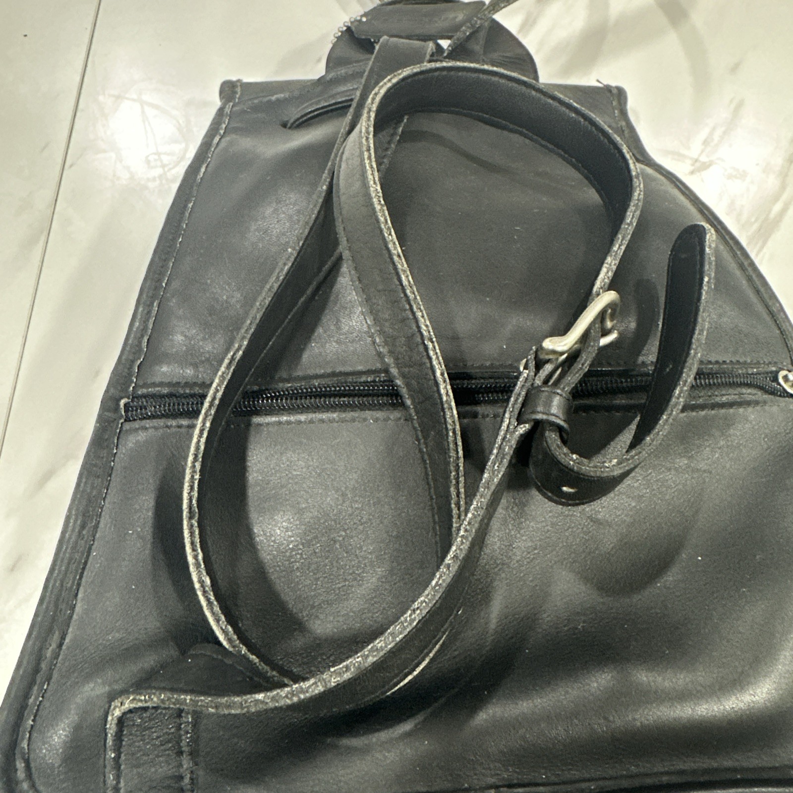COACH Vintage 9791 Black Leather Backpack “The Daypack” Drawstring Turn-lock