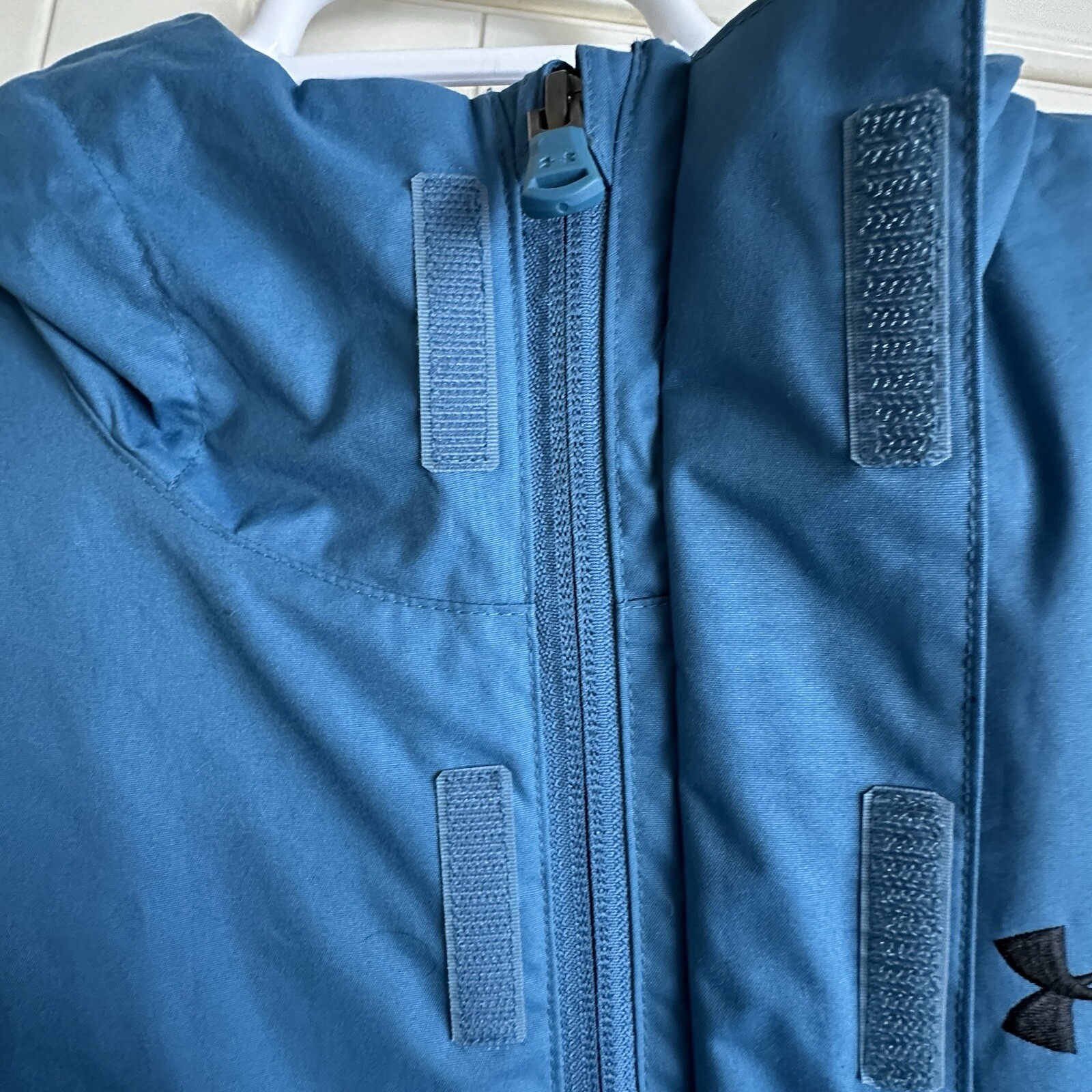UNDER ARMOUR STORM BLUE JACKET MENS Medium Outer Shell Only New