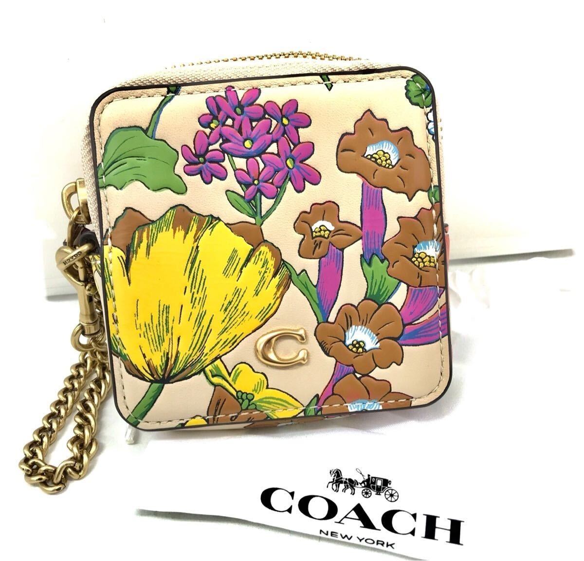 T12 043 Condition COACH Floral Coin Case Leather Pouch