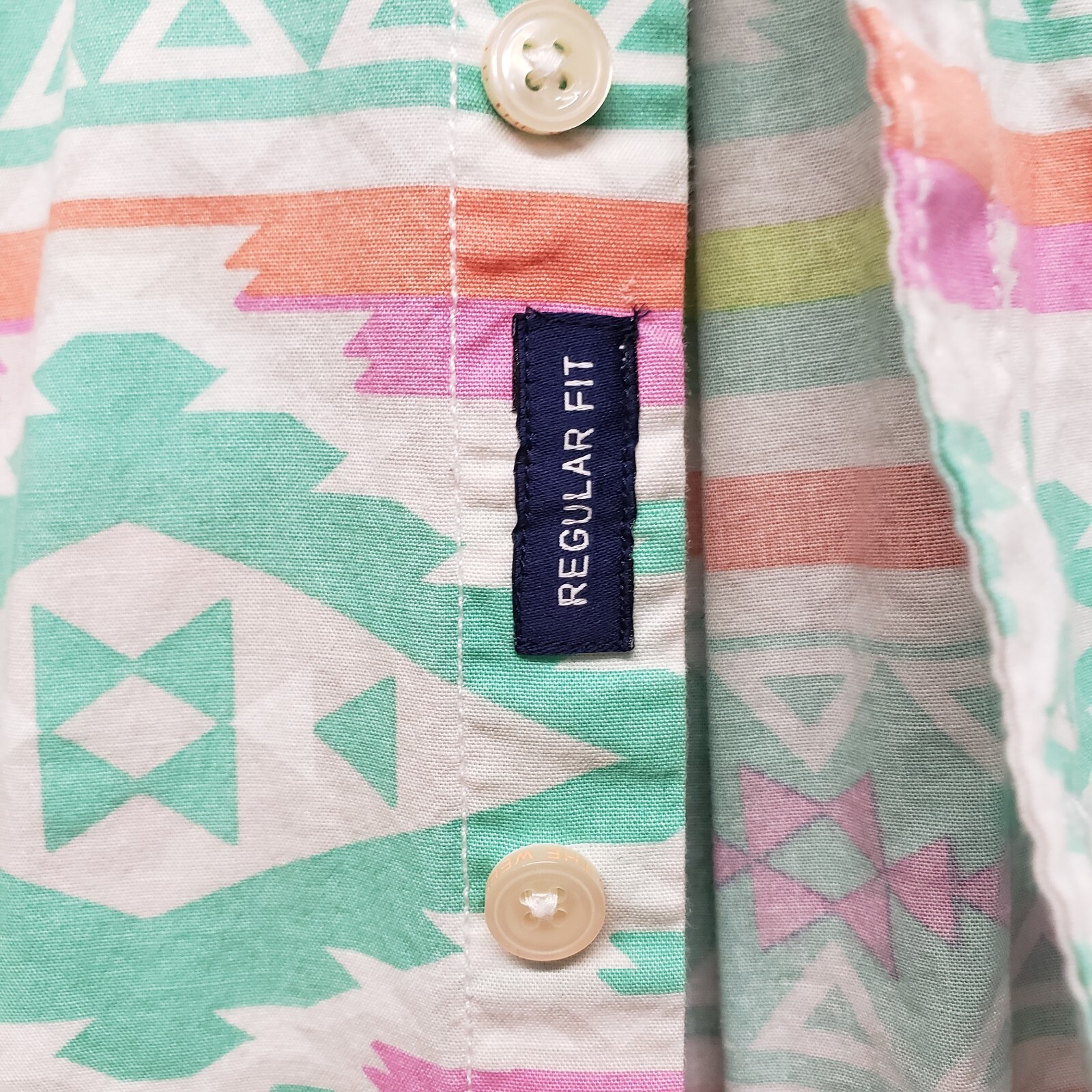 Chubbies Shirt Mens Small Reg Fit Button Down Aztec Southwestern Stretch Logo SS