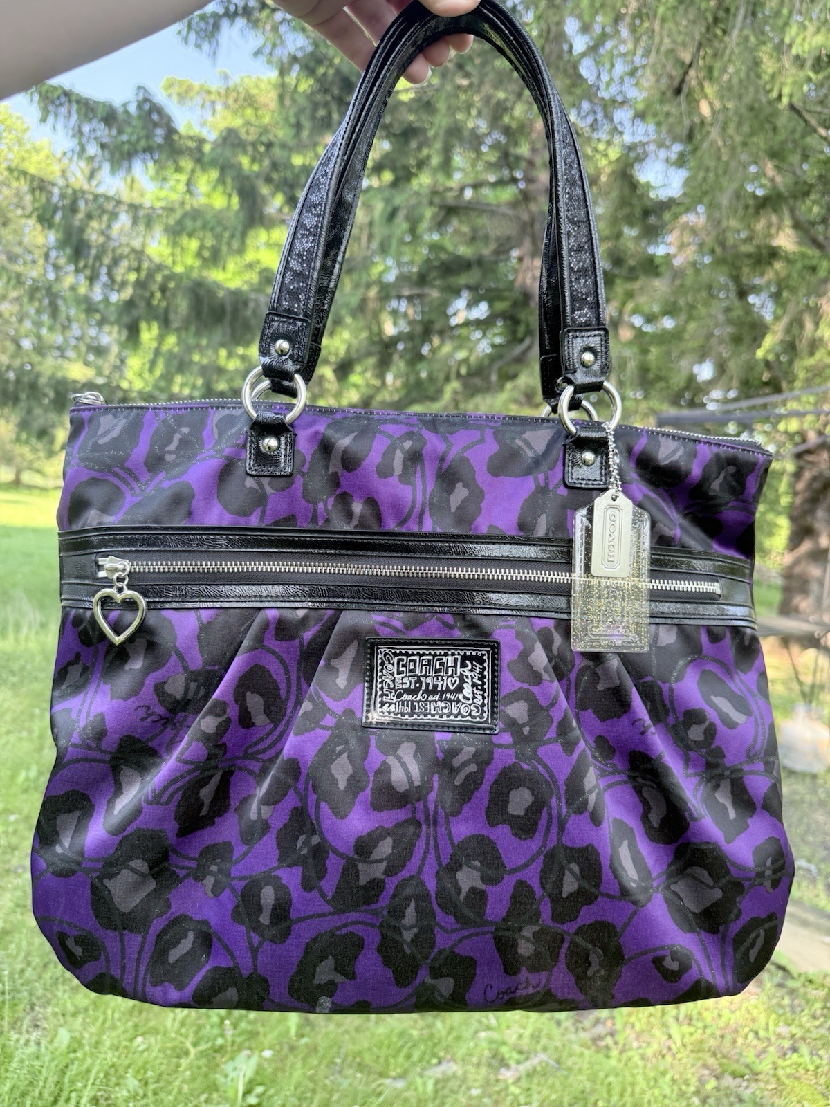 Coach Poppy Daisy Tote F20071 Black on Black • Complete Tags • NWOT Excellent