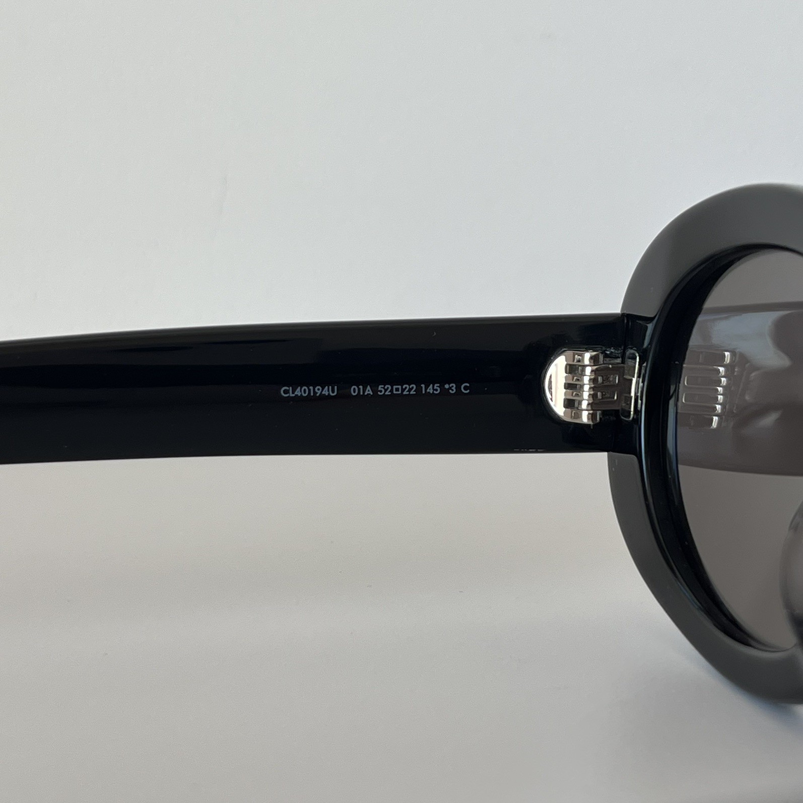 Celine CL40194 Triomphe Oval Shiny Black Sunglasses