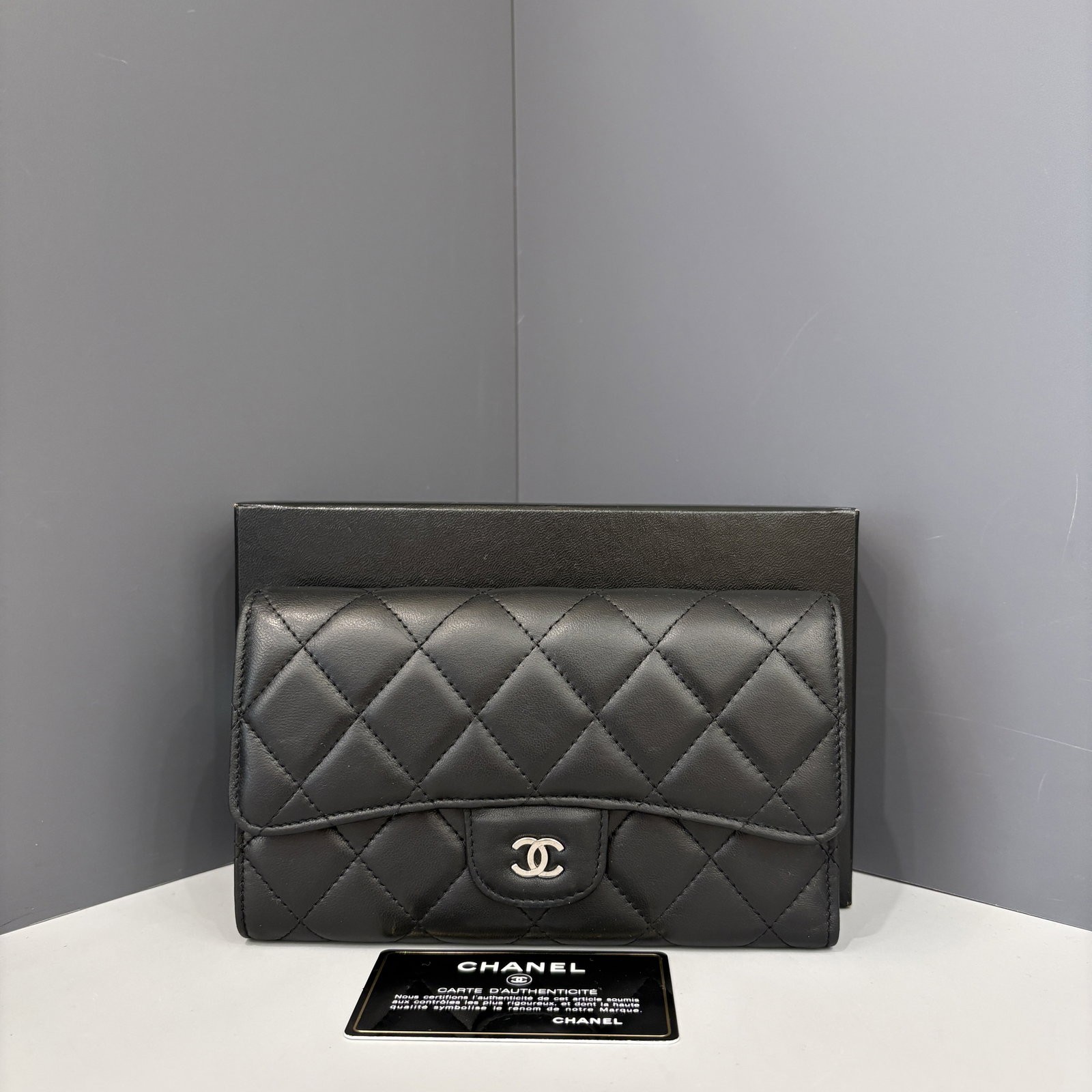 Chanel Classic Flap Continental Wallet Burgundy Black Lambskin (gv042426a1)