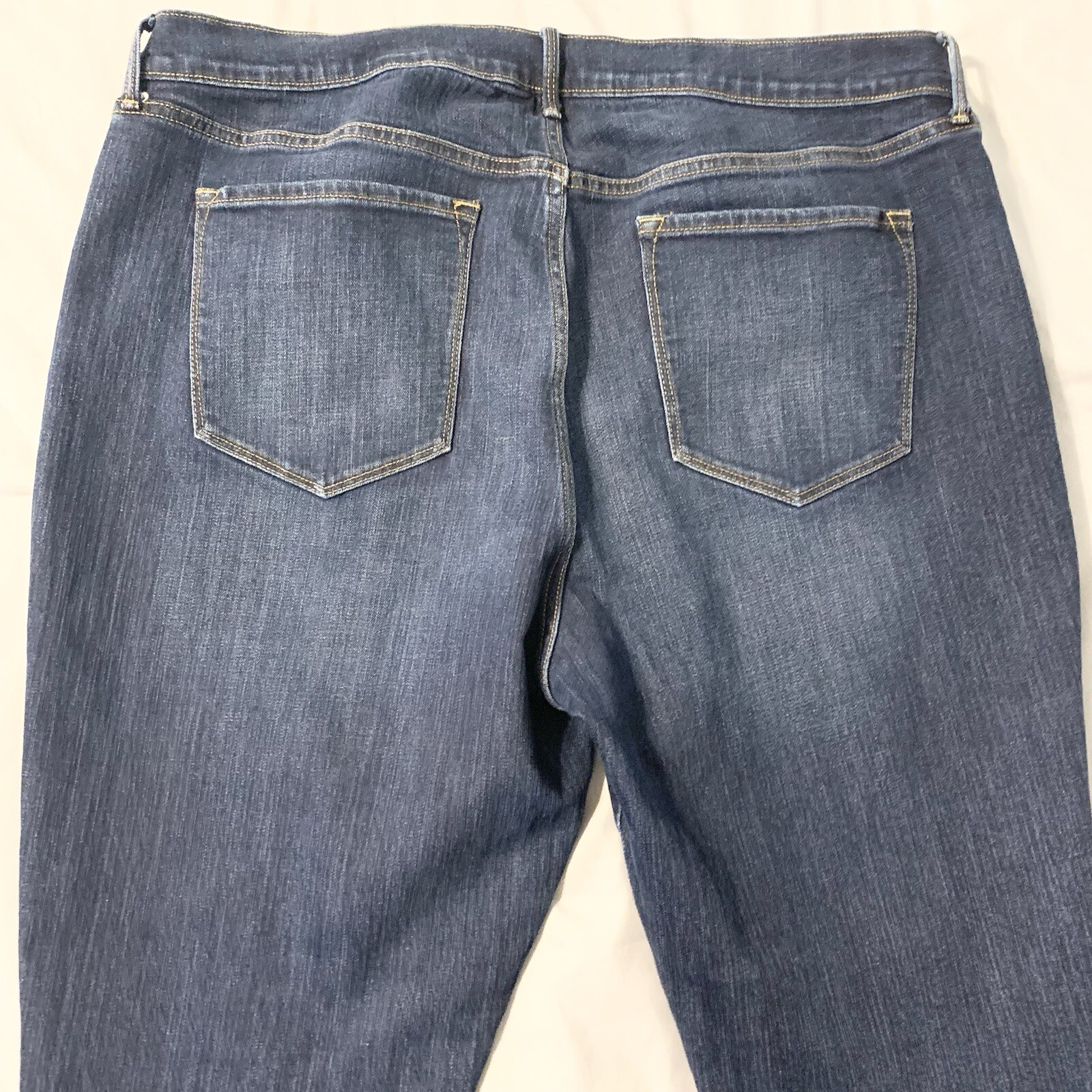 Old Navy Jeans 18 Reg (38×30) Blue Richmond Curvy Profile Mid Rise Stretch Comfy