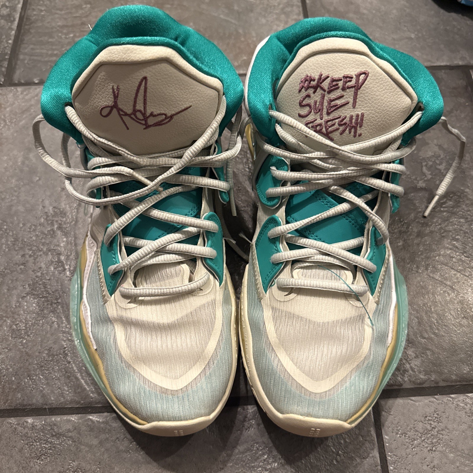 Nike Sue Bird X Kyrie Infinity EP Golden Tribute Men’s Basketball Shoes Size 10