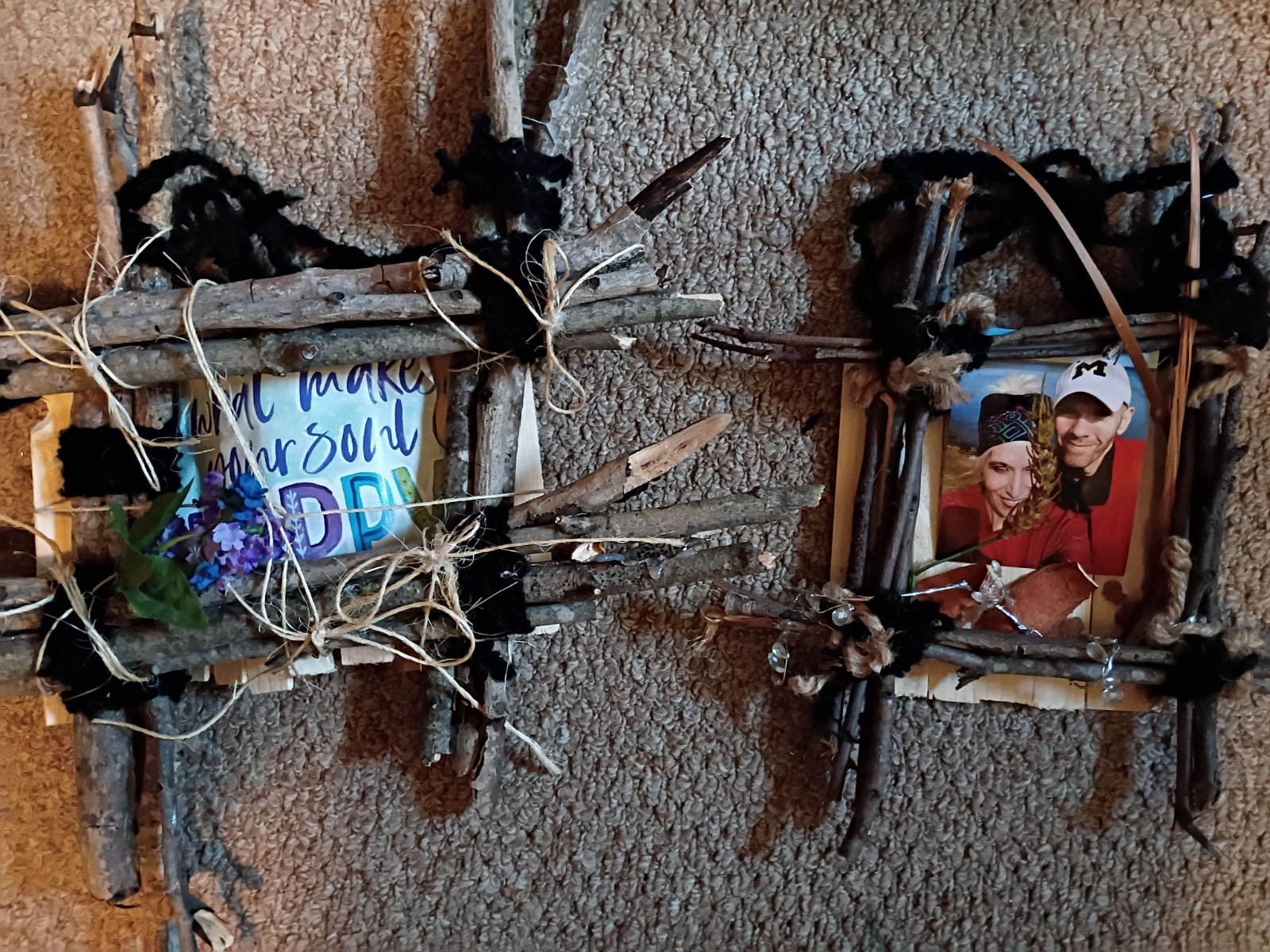 Handmade Keychain Key Rings Bracelets Dreamcatchers Pic Frames Painted Pictures