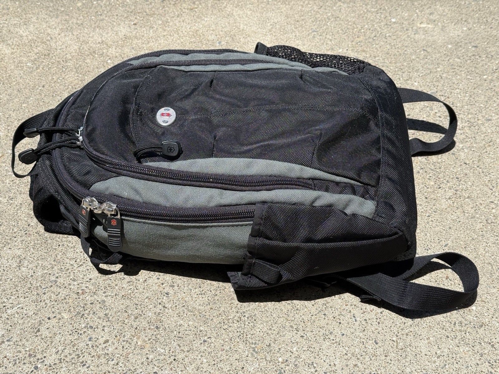 Victorinox Black/Gray Solid Backpack Daypack Zip Closure w/ Outer Pockets