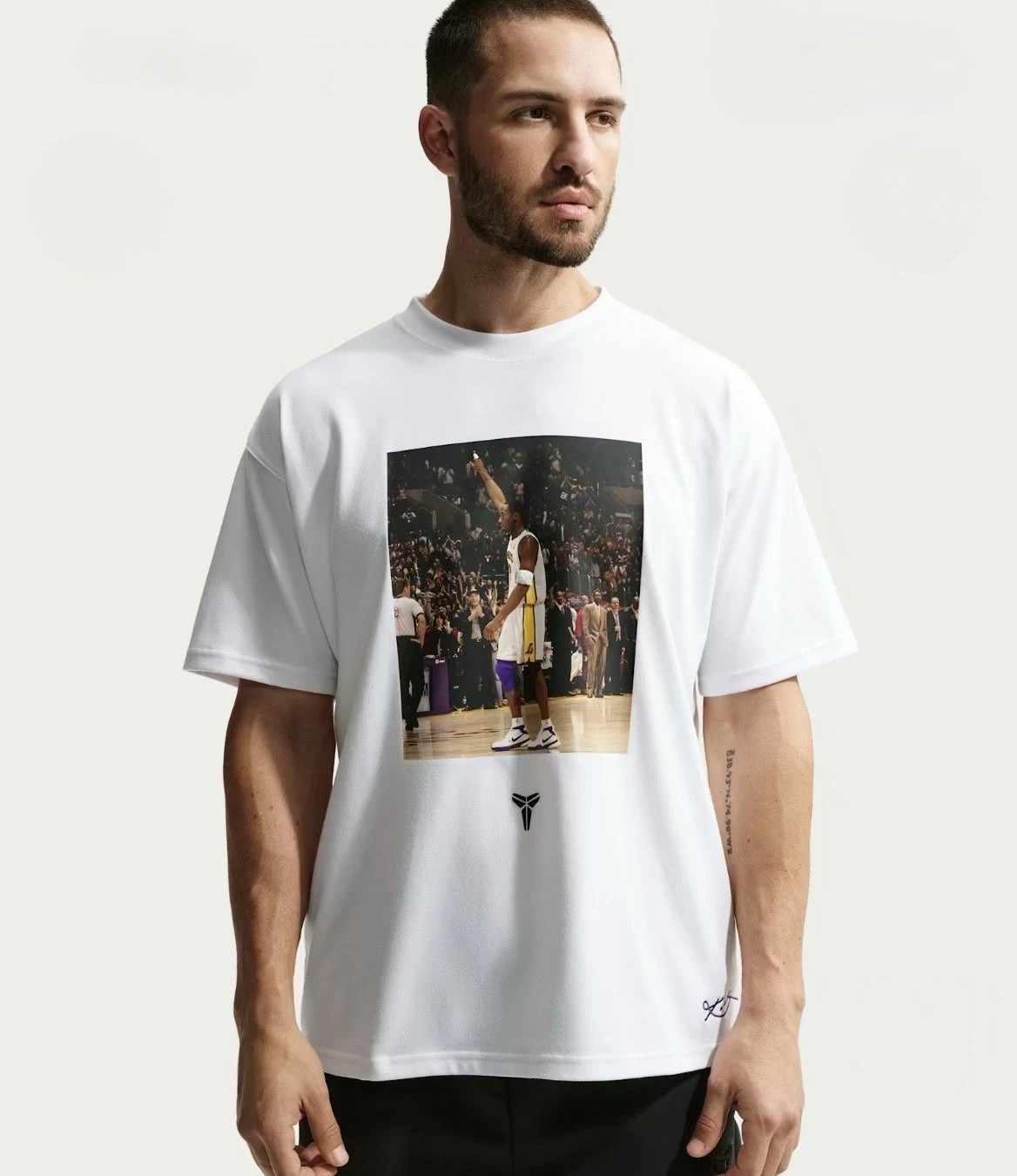 Nike Kobe Bryant 81 Points M90 SP26 Dri-FIT Tee Size L IO1150-100 NWT