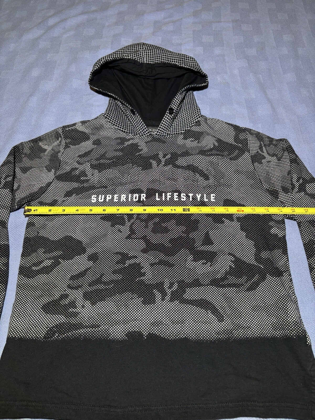 Superior Lifestyle New York Long Sleeved Hoodie Size Medium, No Draw String