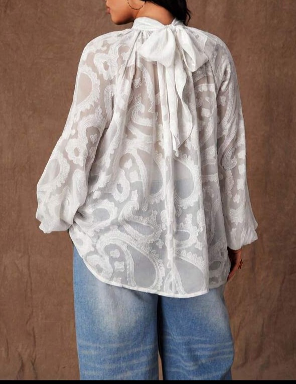 Chic Oversized White Chiffon Delicate Pattern Semi Sheer Tie Bow Blouse Sz 14-16