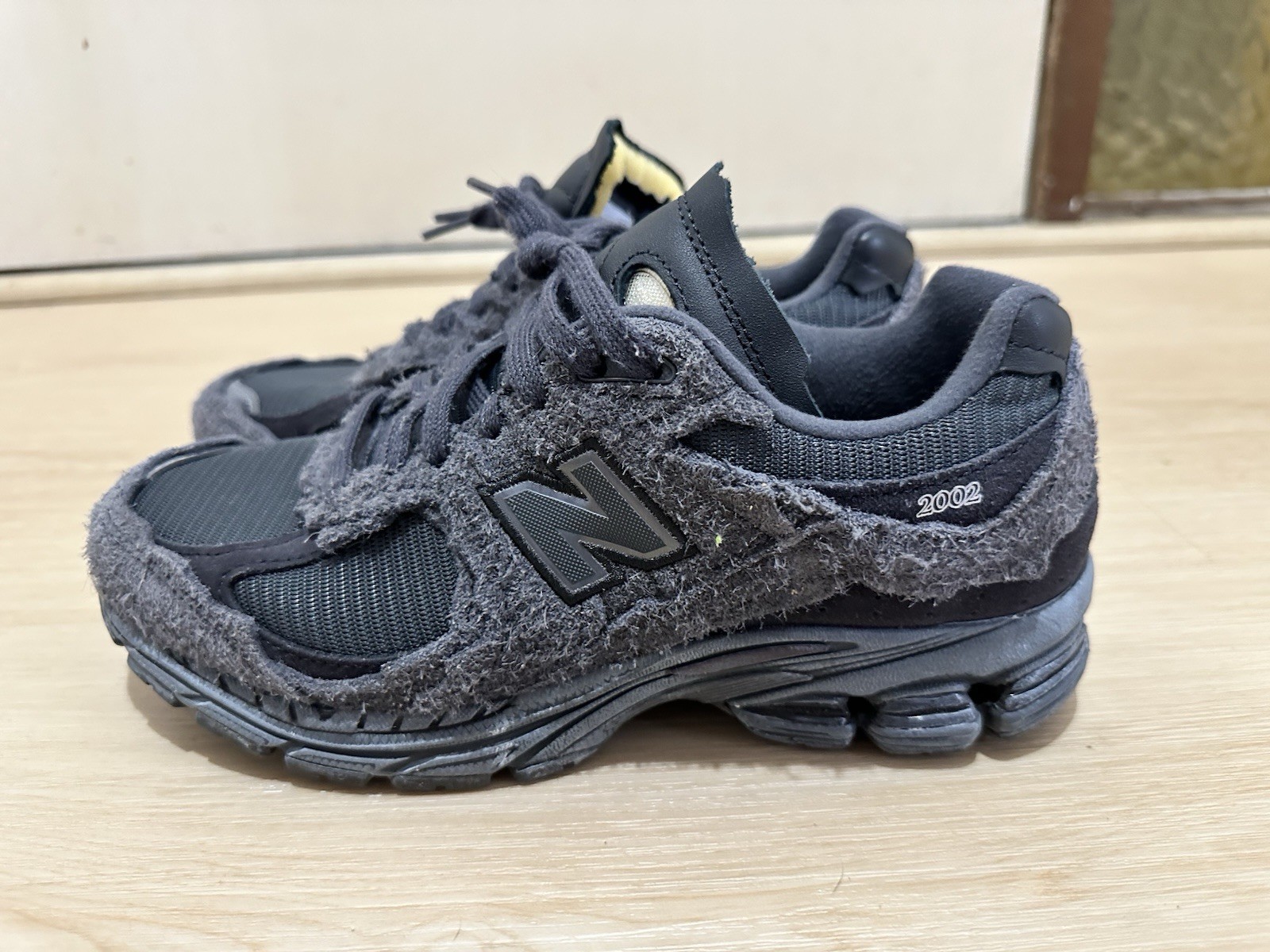 New Balance 2002R Protection Pack Phantom Size 6M