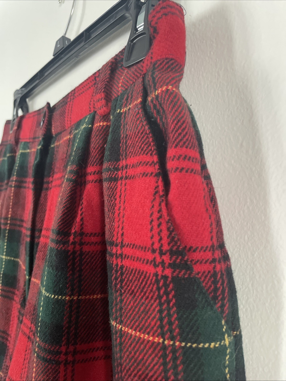 Vintage Wool Plaid Shorts Norton McNaughton Size 14 Red Green pleats Fully Lined