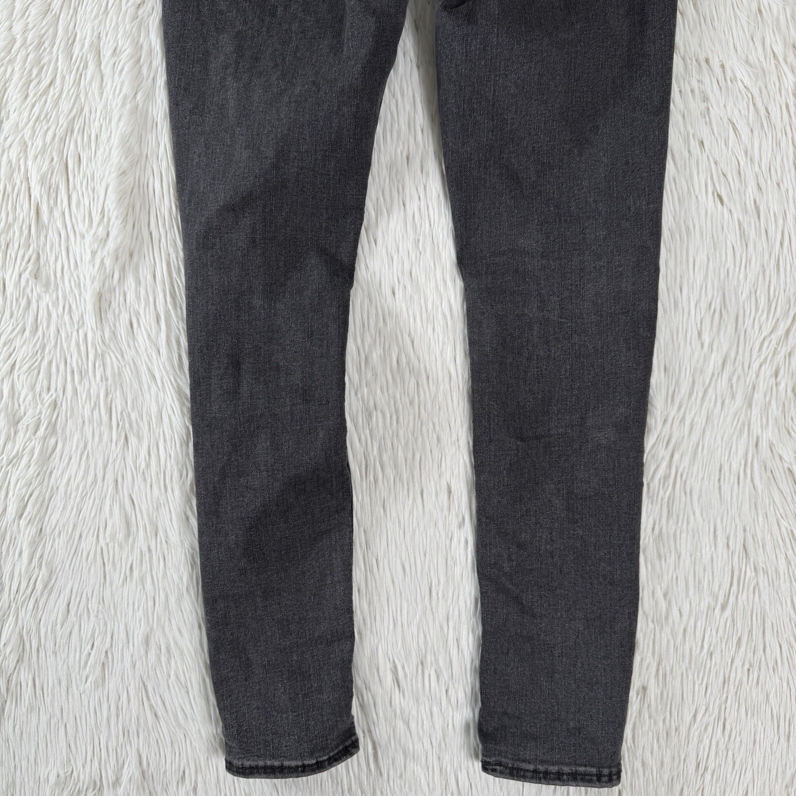 Levi’s 720 Charcoal Wash High-Rise Super Skinny Denim Jeans Women’s Size 31