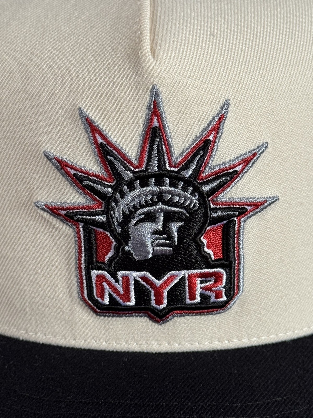 Mitchell & Ness NY Rangers Retro Snapback Hat Cream Black S1433