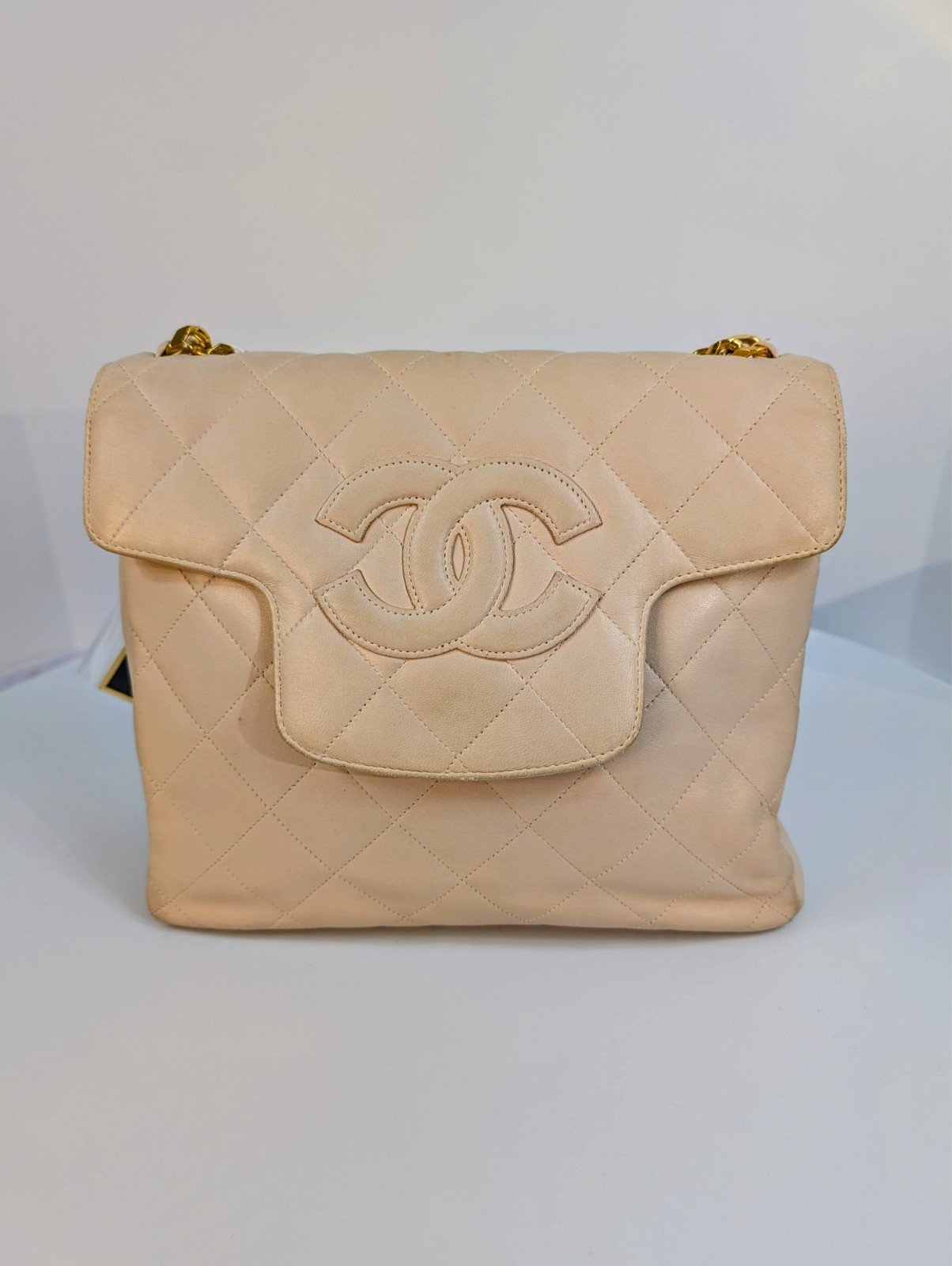 Chanel Vintage Lambskin CC Flap Shoulder Bag with 24K Gold-Plated Logo Chain