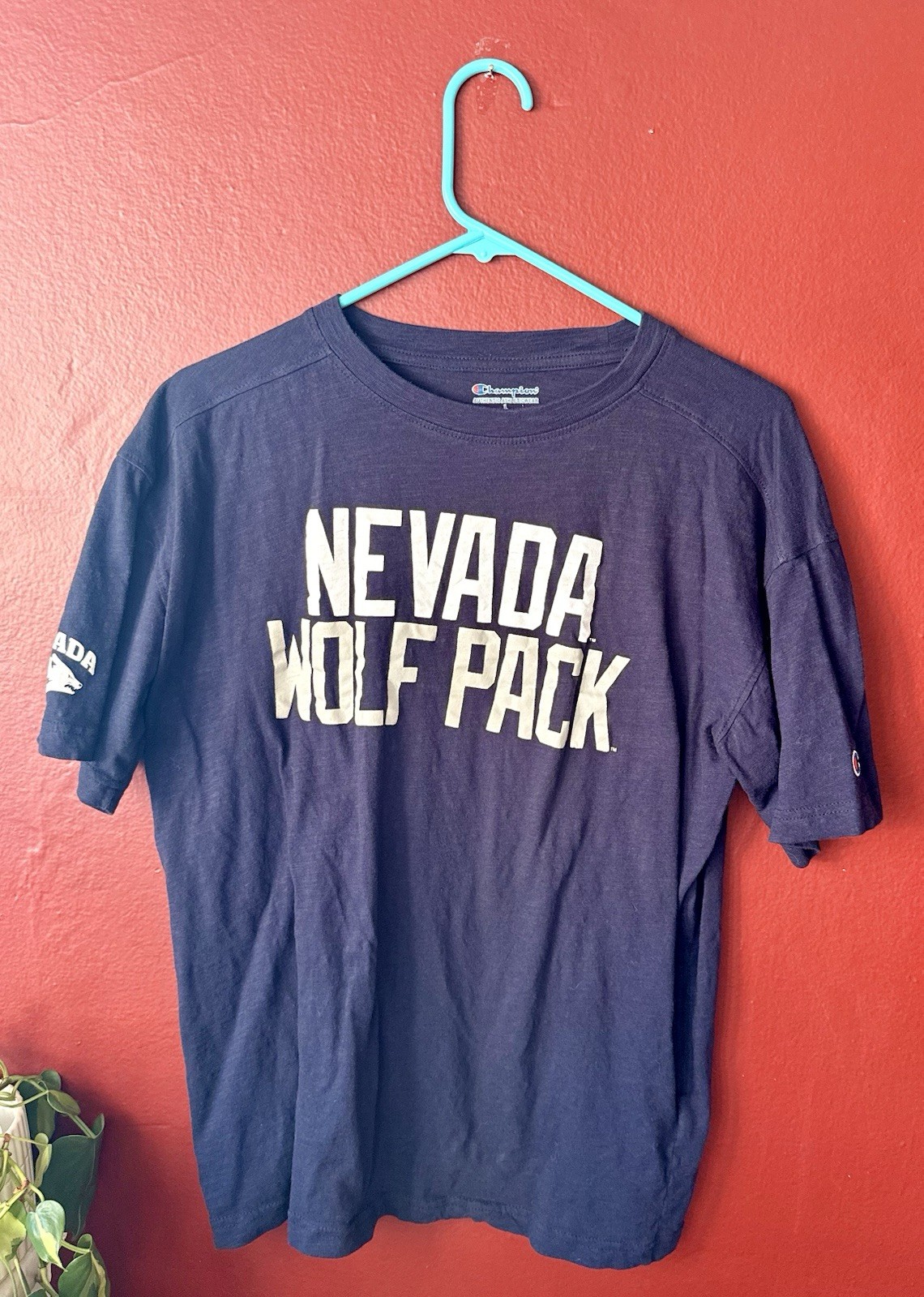 Champion Nevada Wolf Pack T-Shirt – Size L