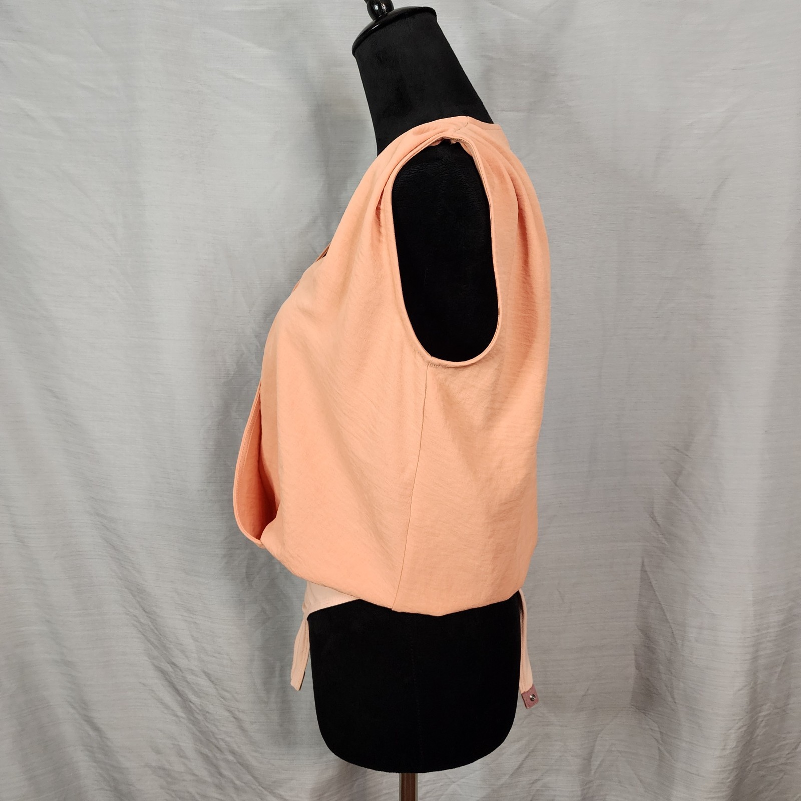 GILLI Size Small Orange Coral Pleated Snap Surplice Faux Wrap Bodysuit Blouse