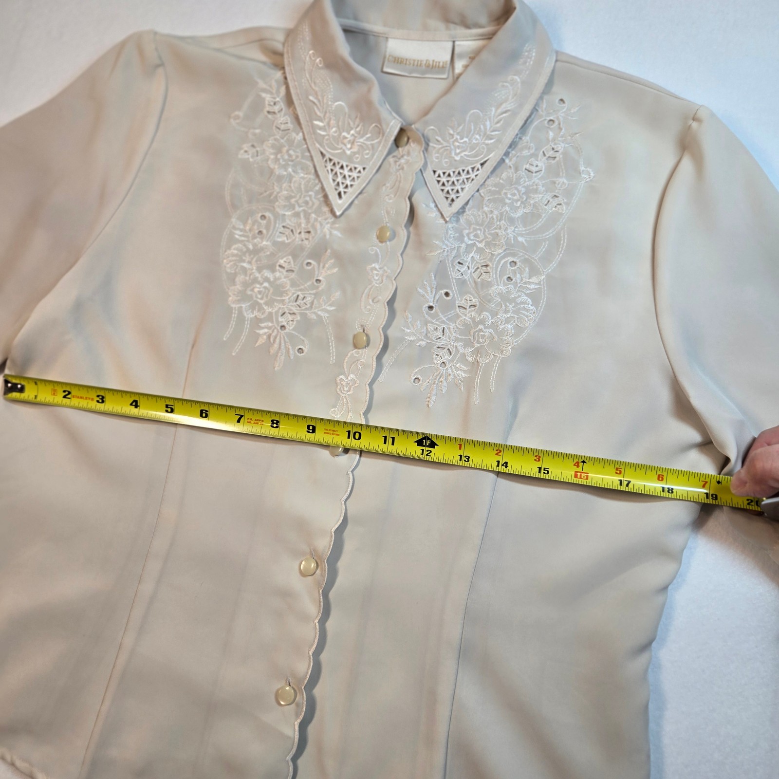 Vintage Embroidered Short Sleeve Blouse with Lace Detail