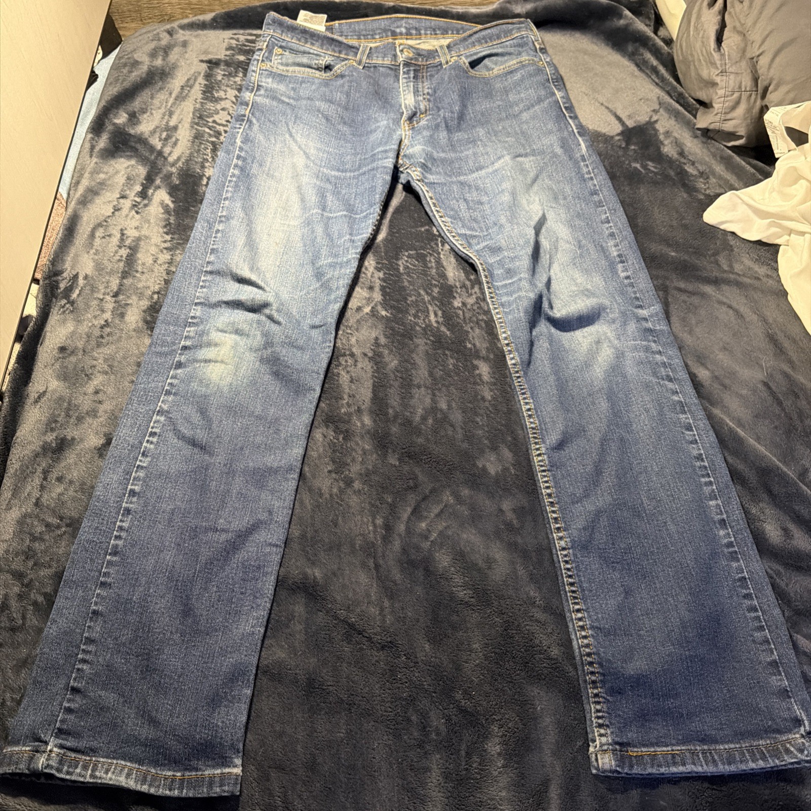 Levi’s 550 Relaxed Fit Jeans Men 36×30 Medium Wash Straight Leg Vintage