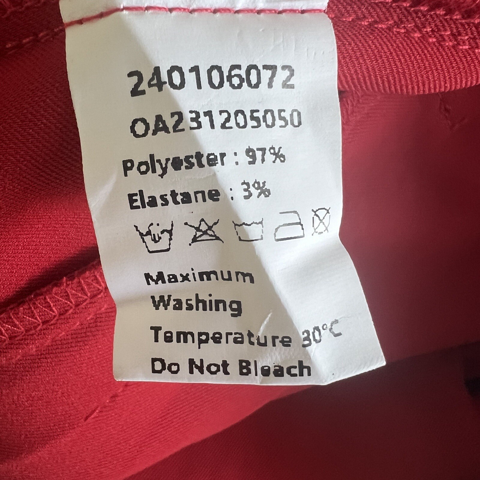 Commense Middle Waist Pleated Tapered Pants Red size M