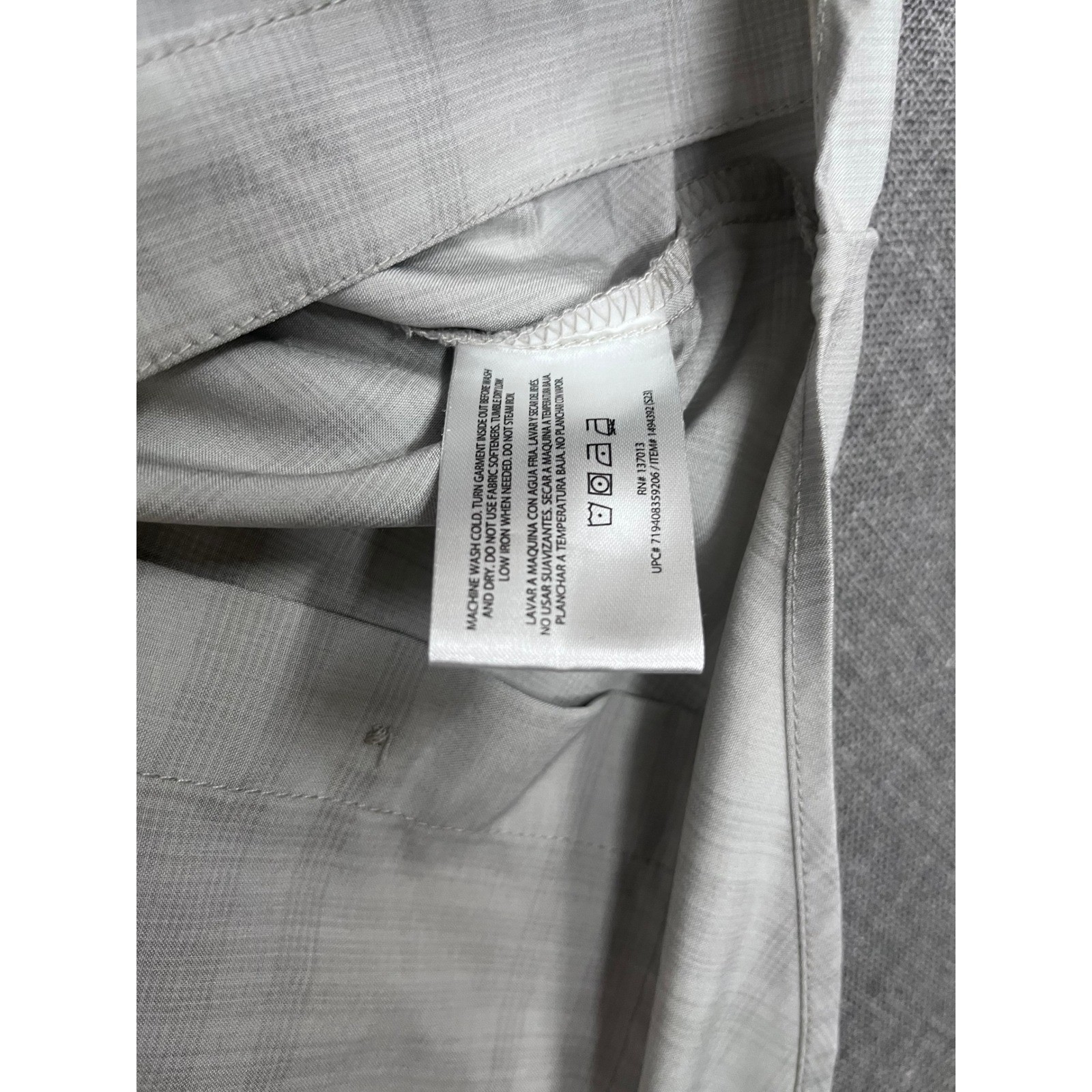 Orvis Mens XL Gray Plaid Short Sleeve Button Down Shirt Dual Pocket Classic Col.