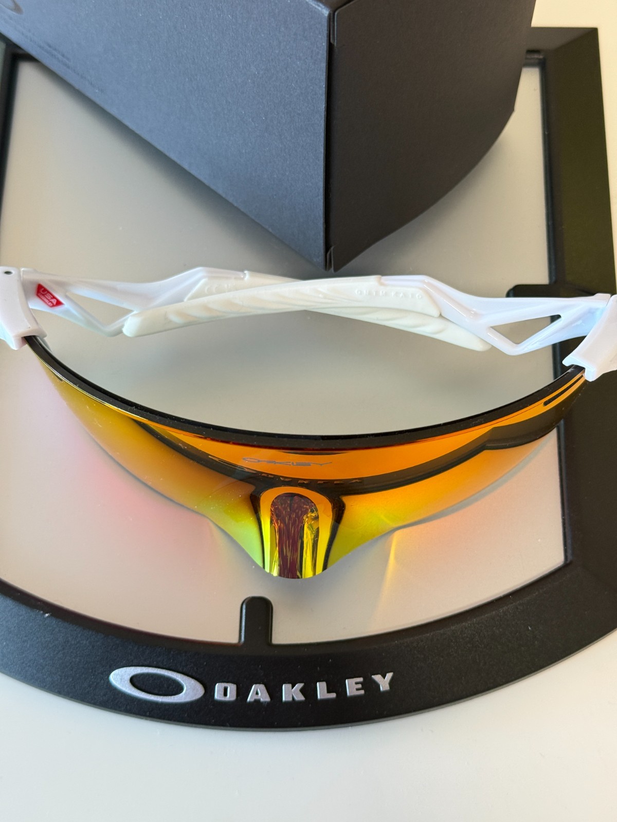 Oakley QNTM Kato OO9481D-0356 White Frame / PRIZM Road Lenses