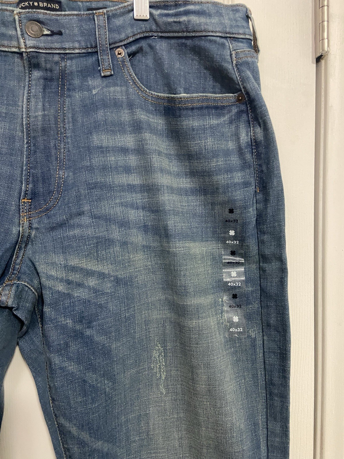 Lucky Brand 363 Vintage Straight Jeans Men’s 40×32 Blue Stretch Denim Distressed