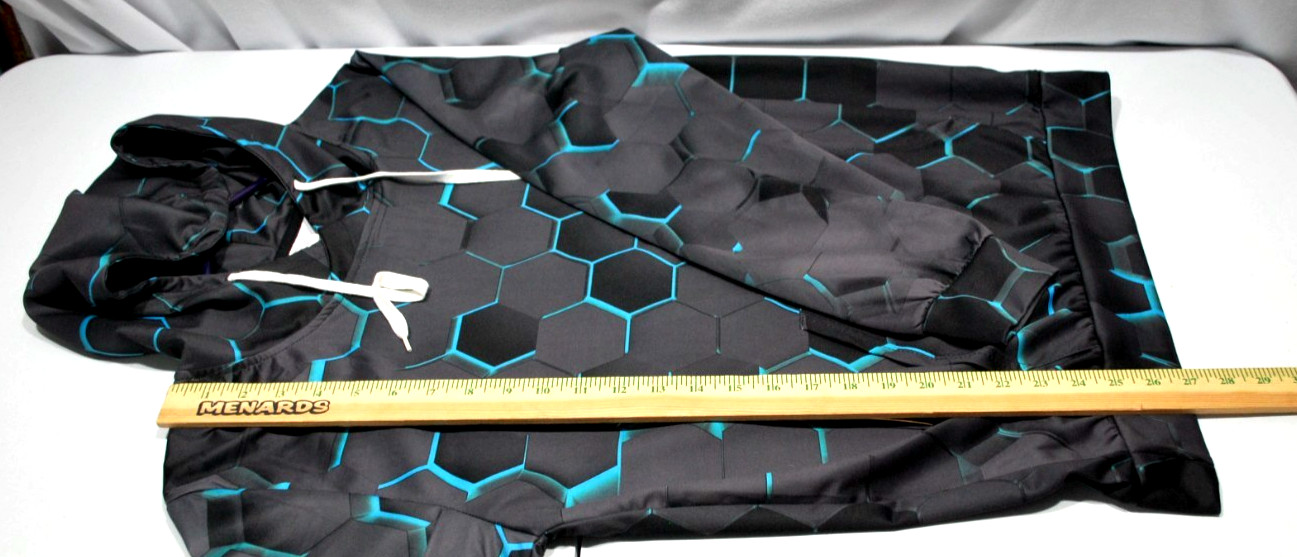 Lite Weight Polyester Hoodie Sweatshirt Men’s Size Large Black & Neon Blue.