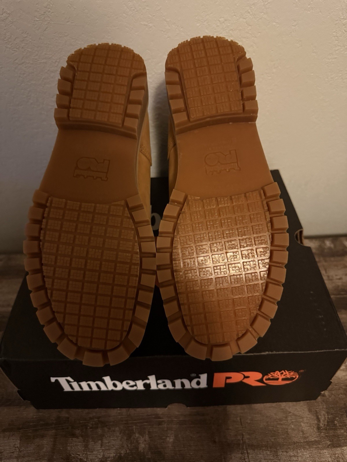 Timberland Pro Steel Toe Men’s Work Boots, Size 11, MaxTRAX Waterproof 6”
