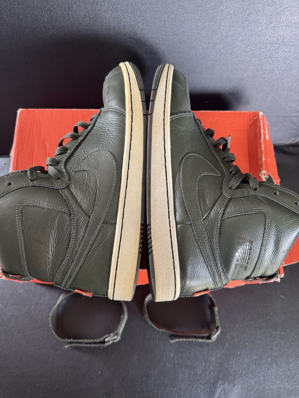 Nike Dunk High Dynasty QS Size 10.5 378828-331 Dark Army/White
